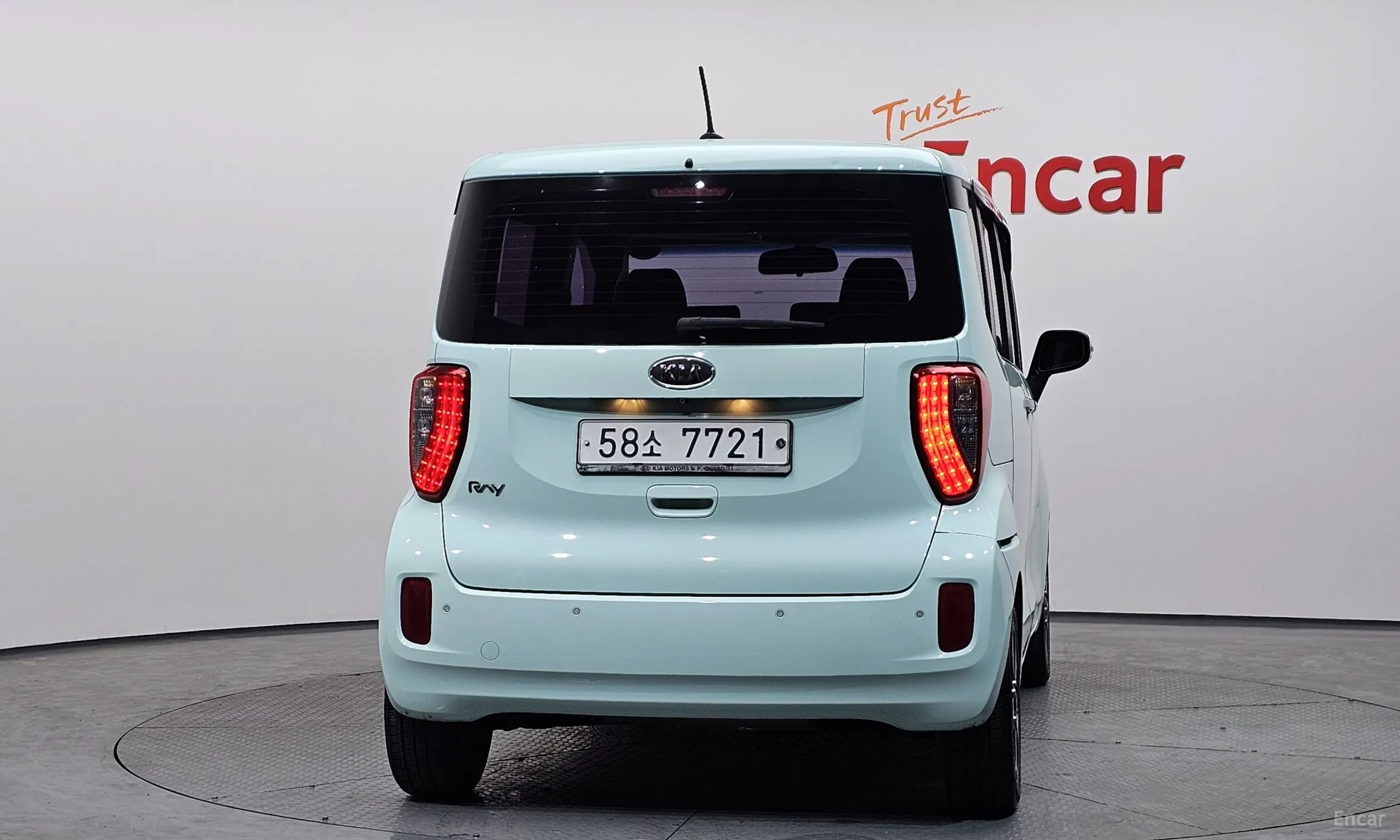 Kia Ray превью 4