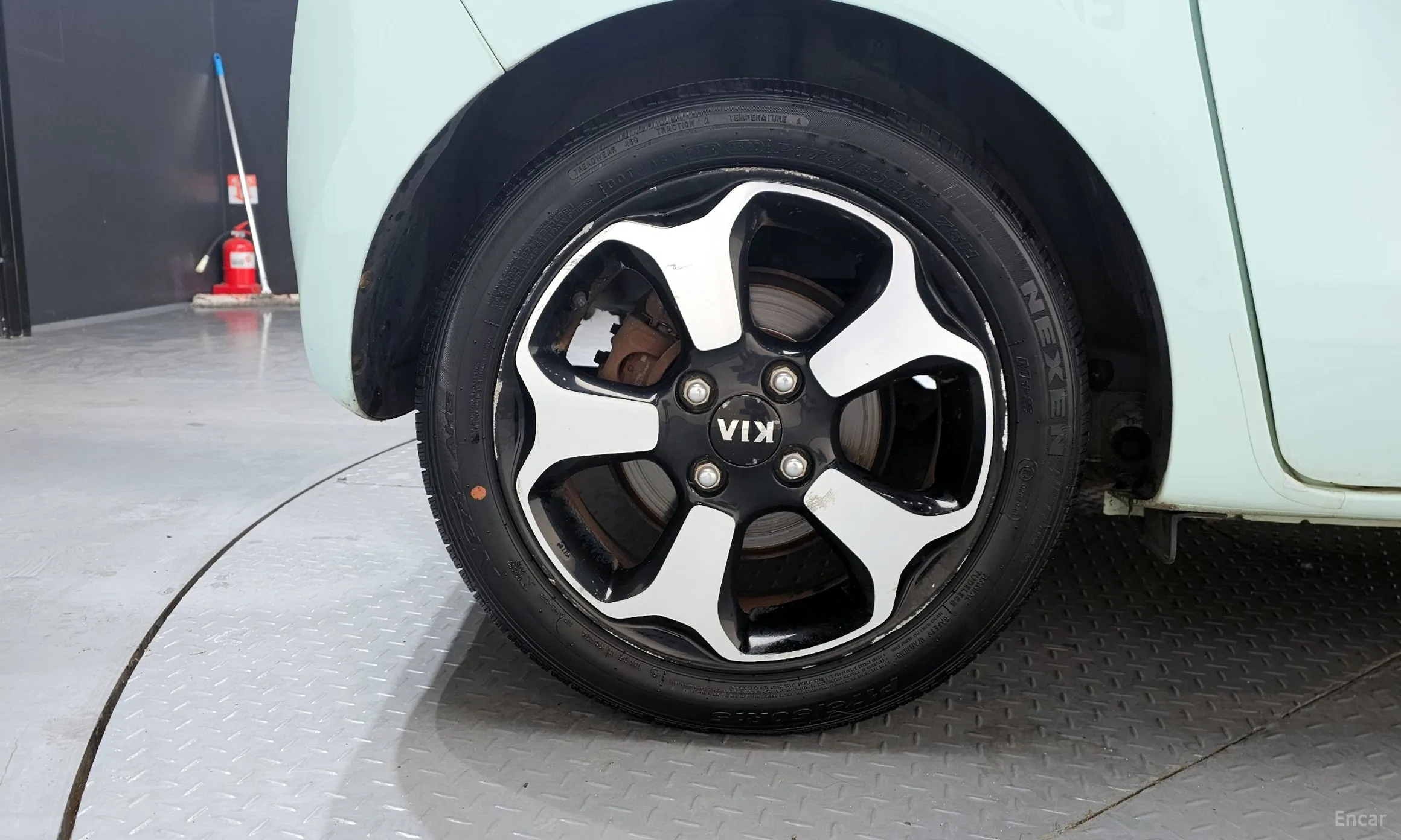 Kia Ray превью 5