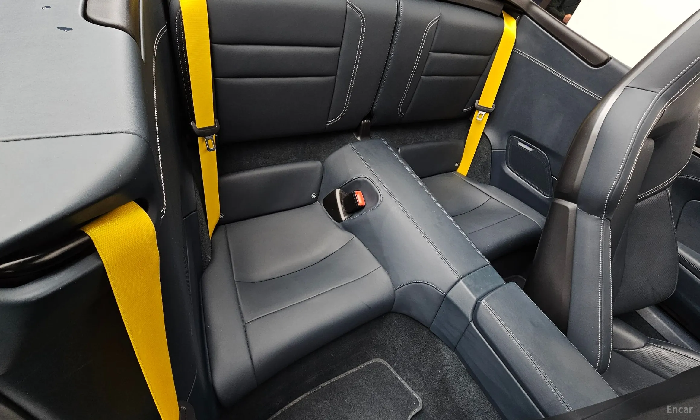 Porsche 911 (992) превью 12