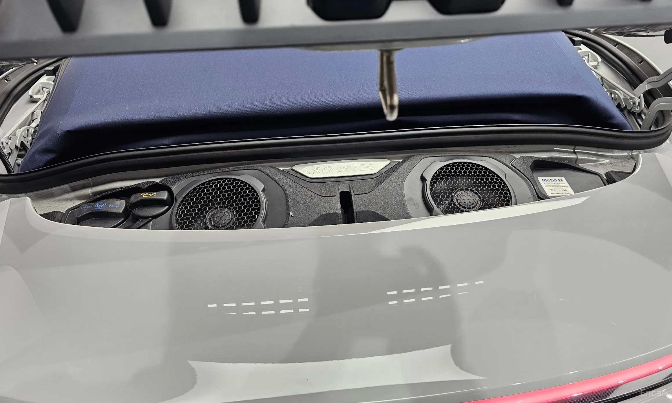 Porsche 911 (992) превью 20