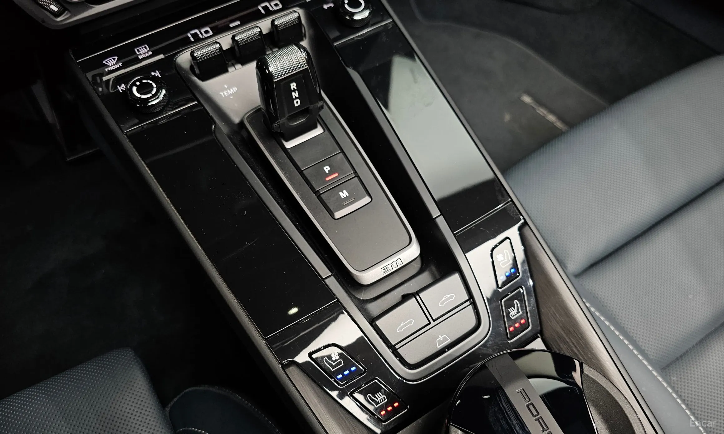 Porsche 911 (992) превью 9
