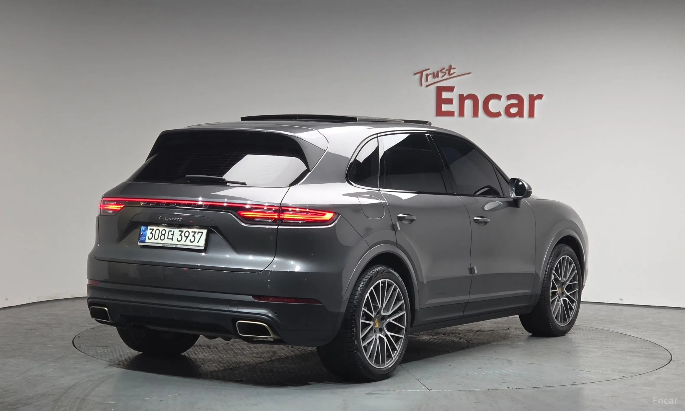 Porsche Cayenne (PO536) превью 2