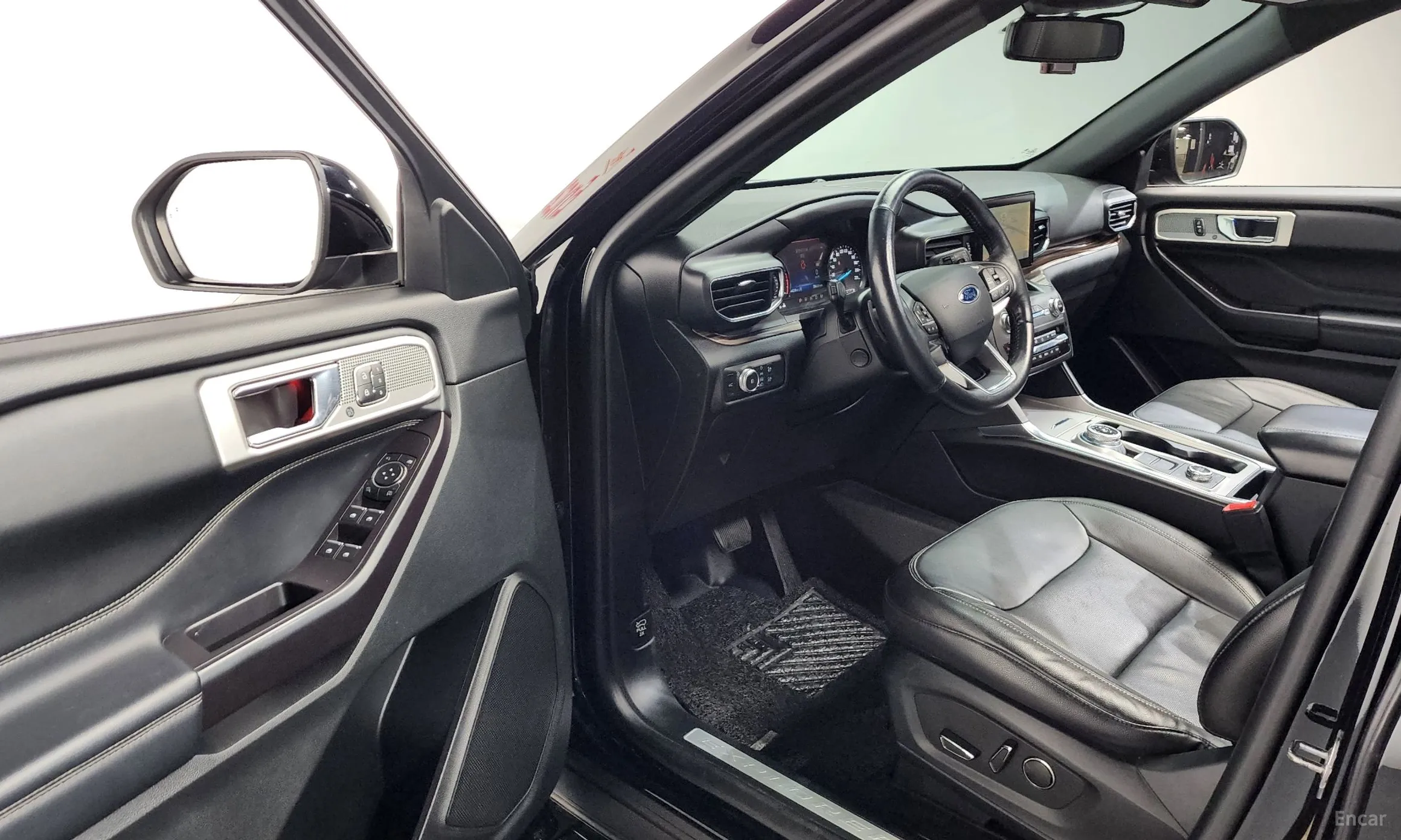 Ford Explorer 6th Generation превью 10