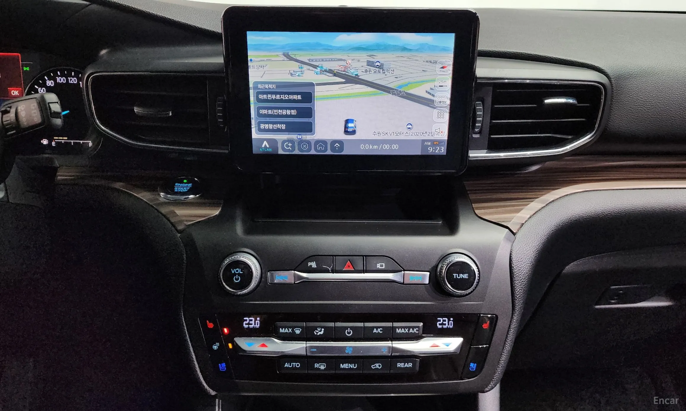 Ford Explorer 6th Generation превью 15