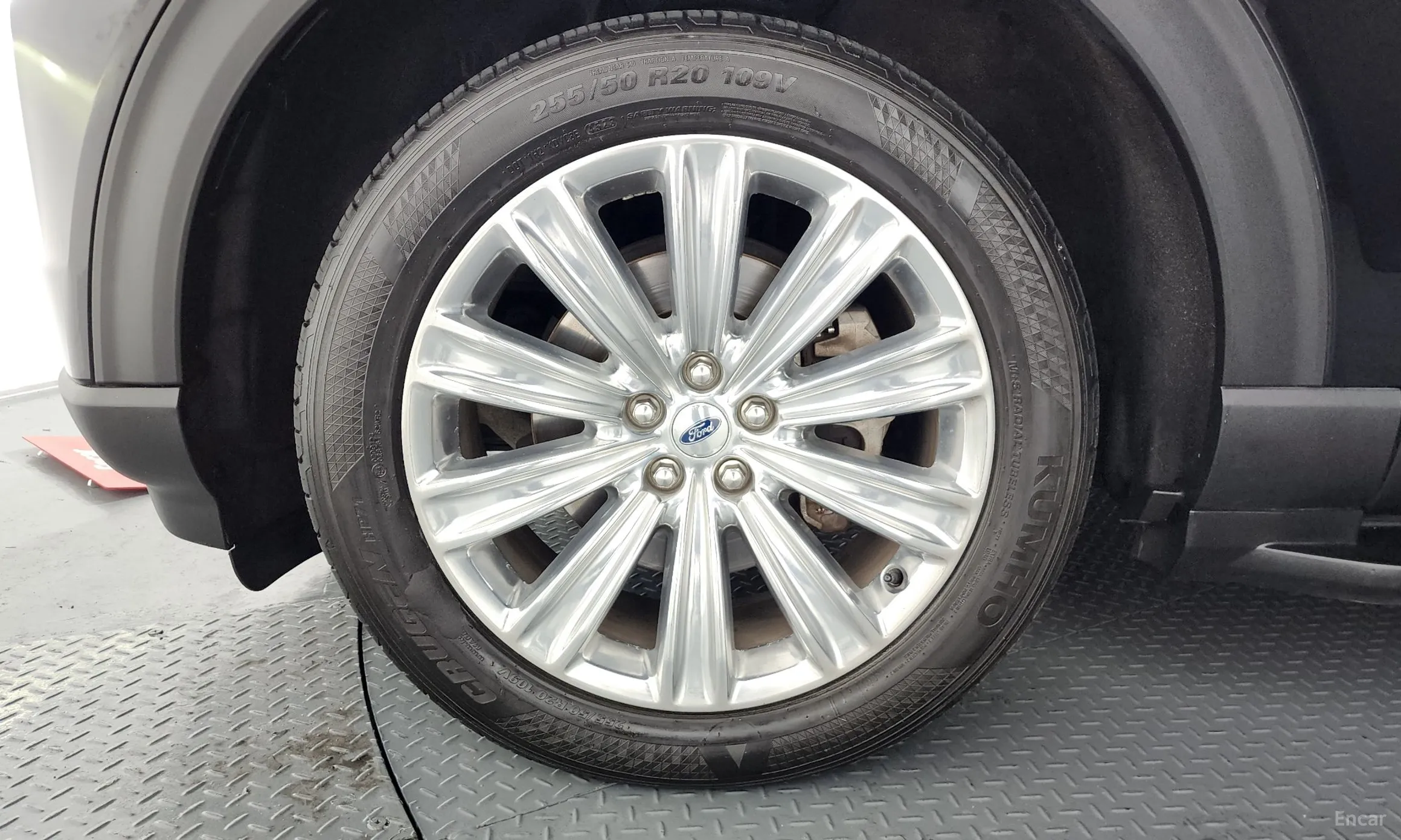 Ford Explorer 6th Generation превью 5