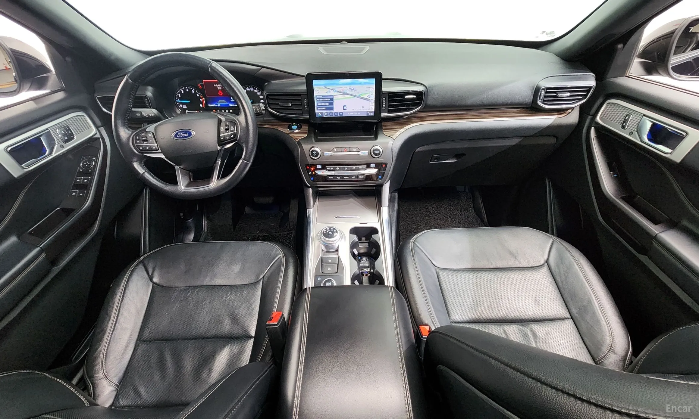Ford Explorer 6th Generation превью 7