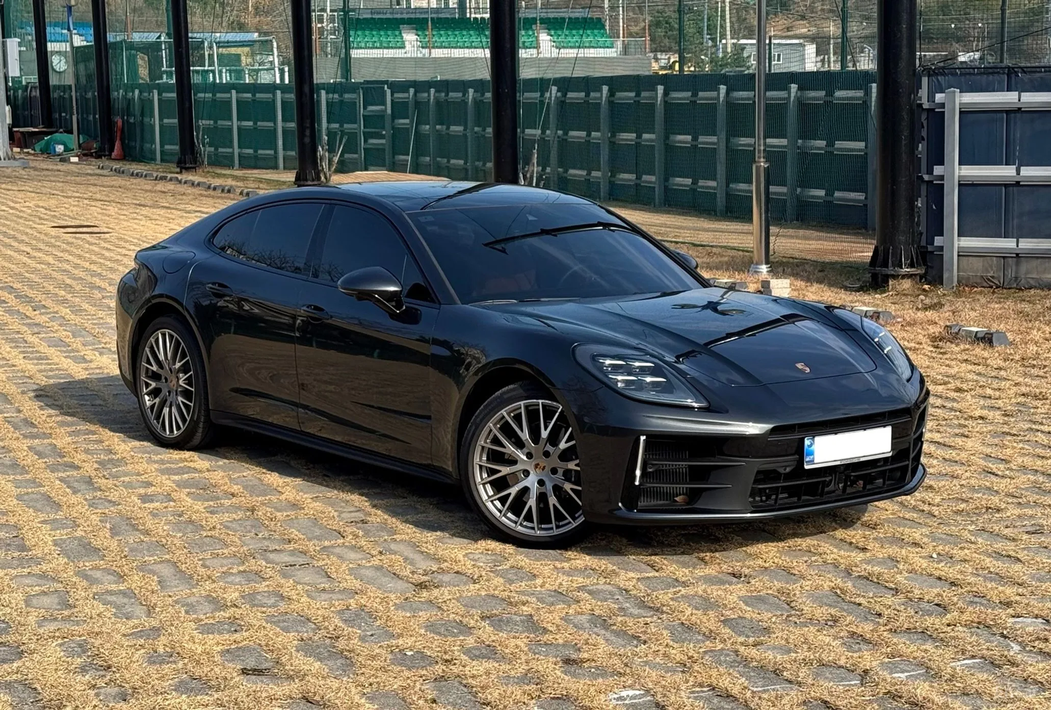 Porsche Panamera (976) превью 4