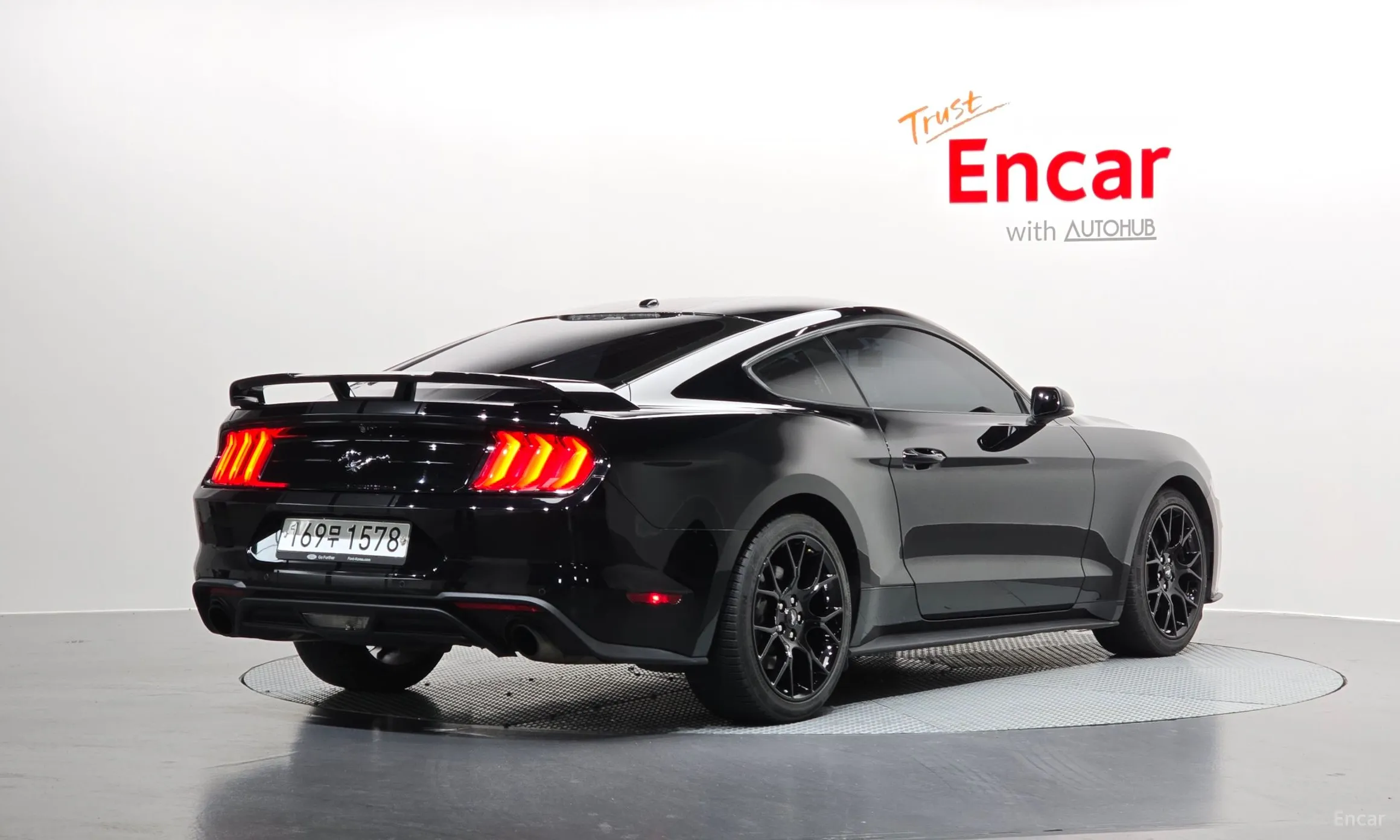 Ford Mustang превью 2