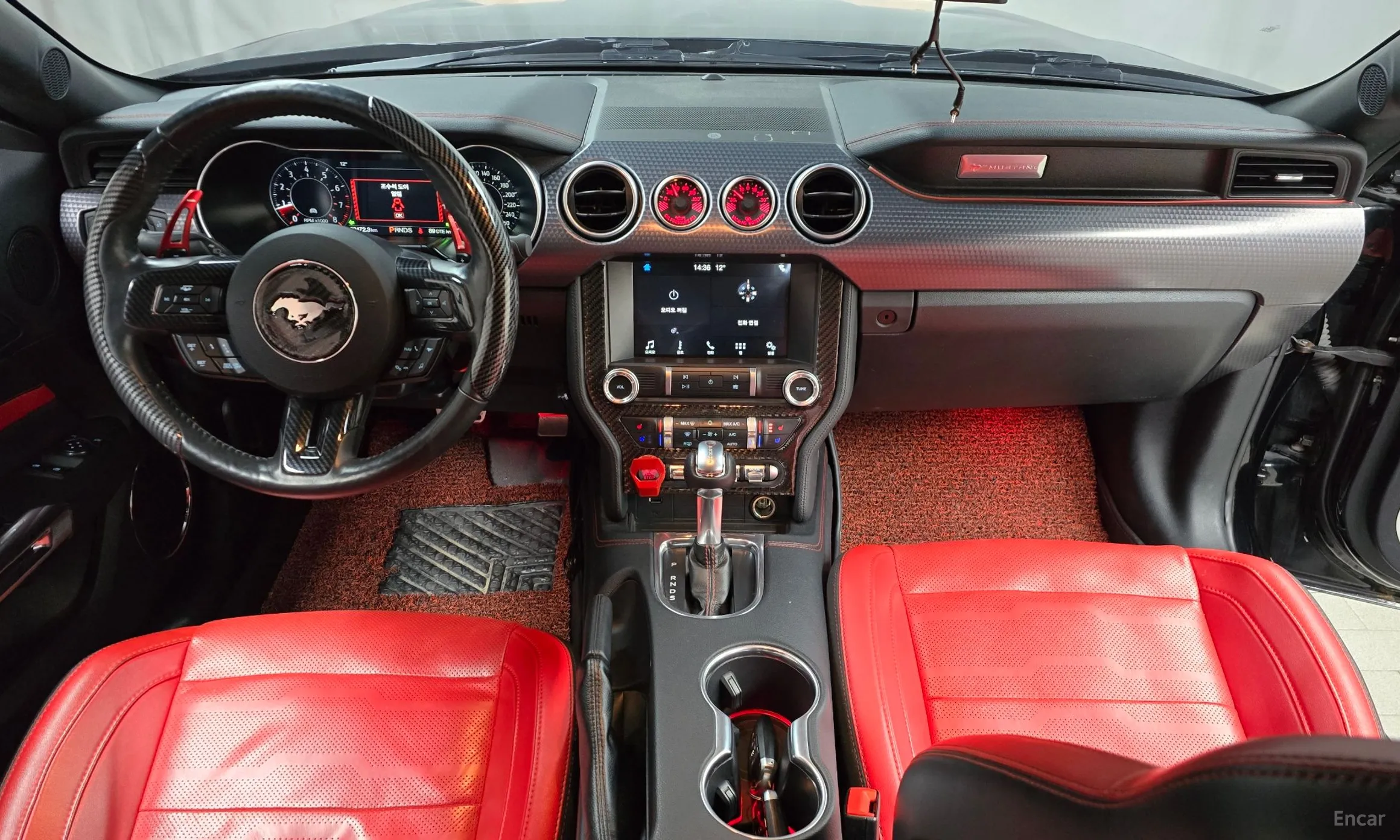 Ford Mustang превью 7