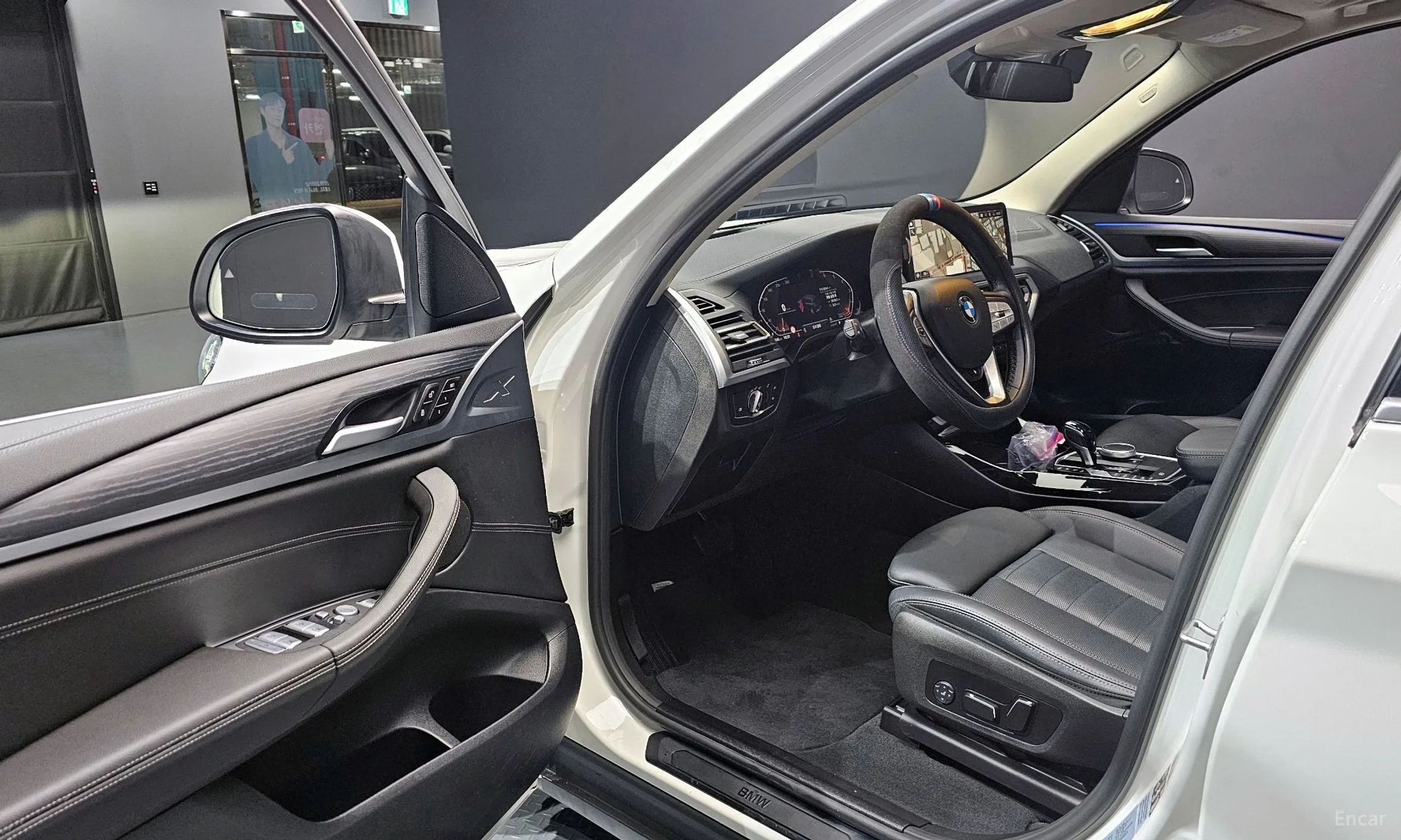 BMW X3 (G01) превью 11