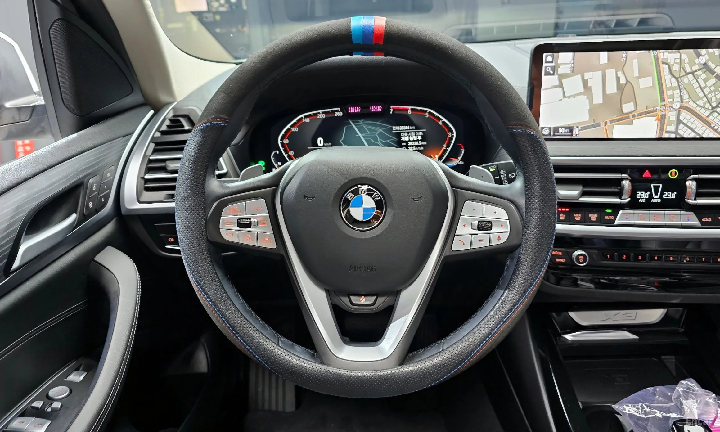 BMW X3 (G01) превью 13