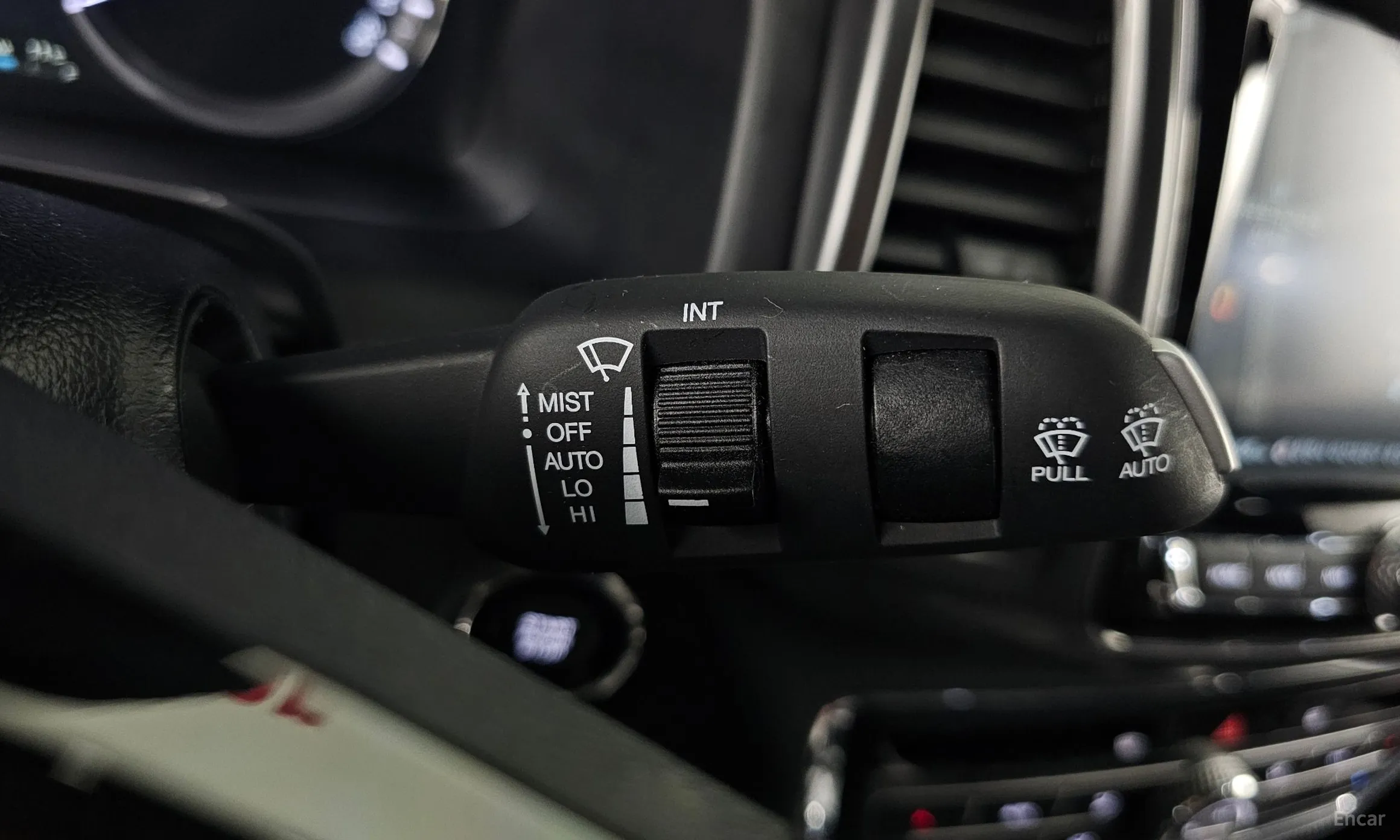 KG Mobility (SsangYong) Rexton Sports превью 18