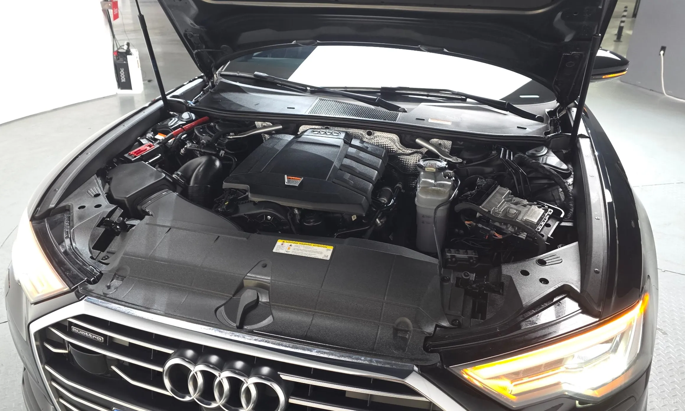 Audi A6 (C8) превью 6