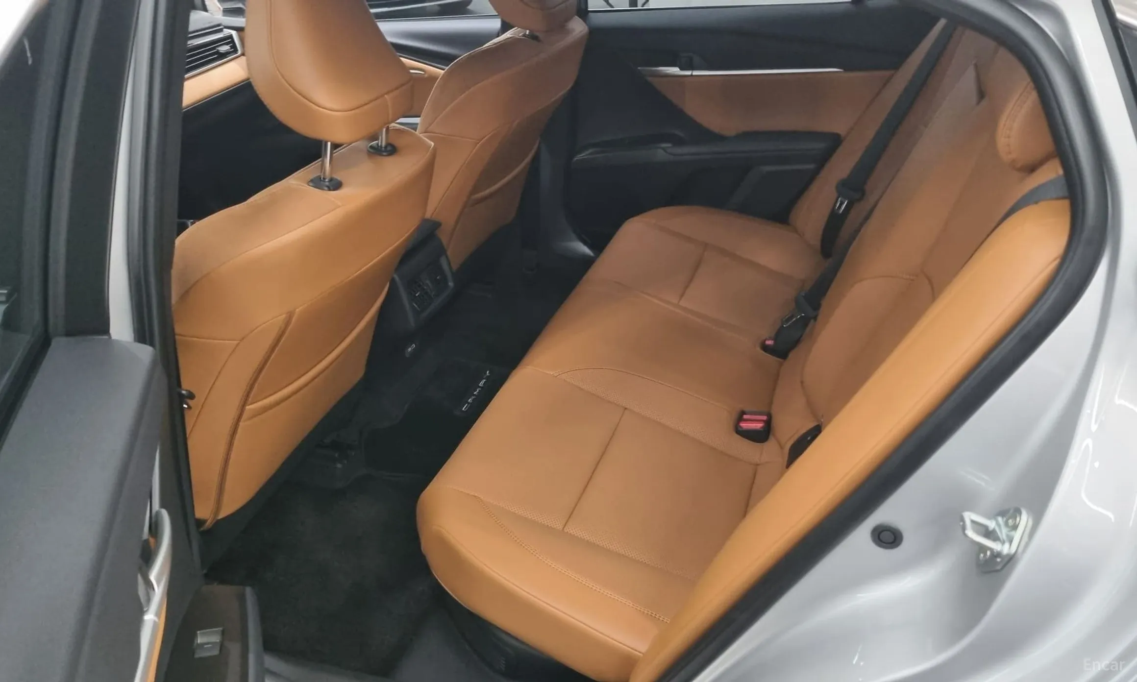 Toyota Camry (XV80) превью 11
