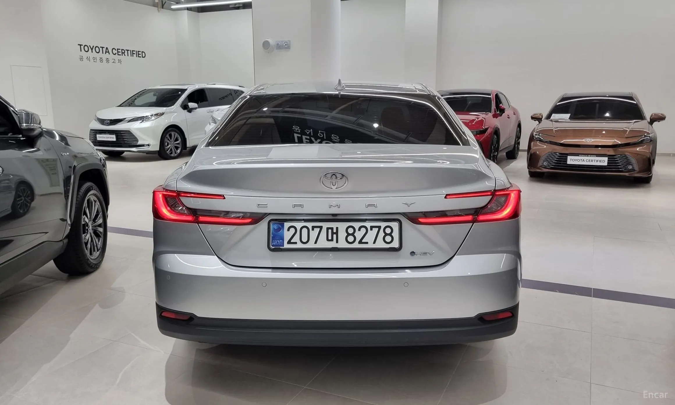 Toyota Camry (XV80) превью 4