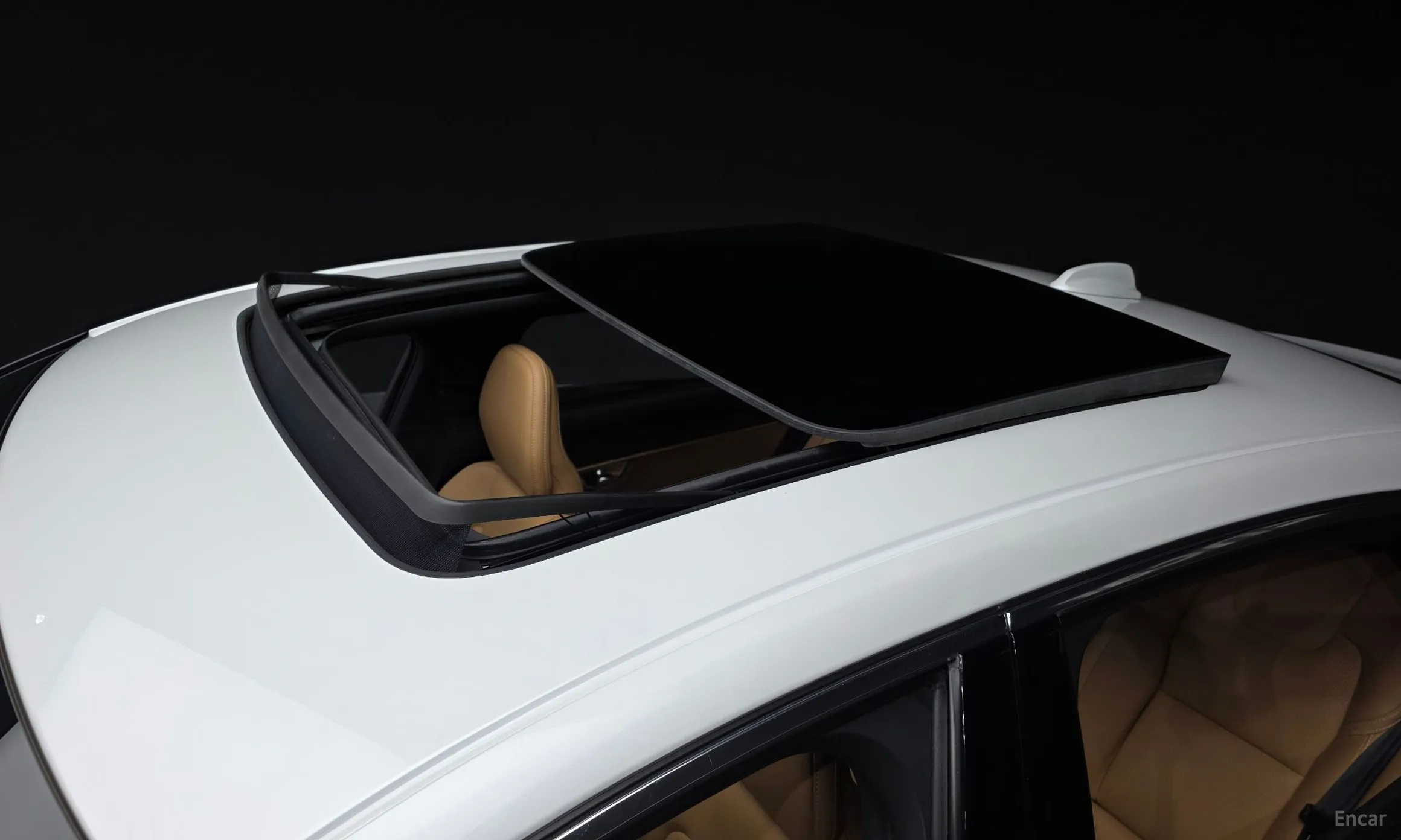 Volvo S90 превью 19