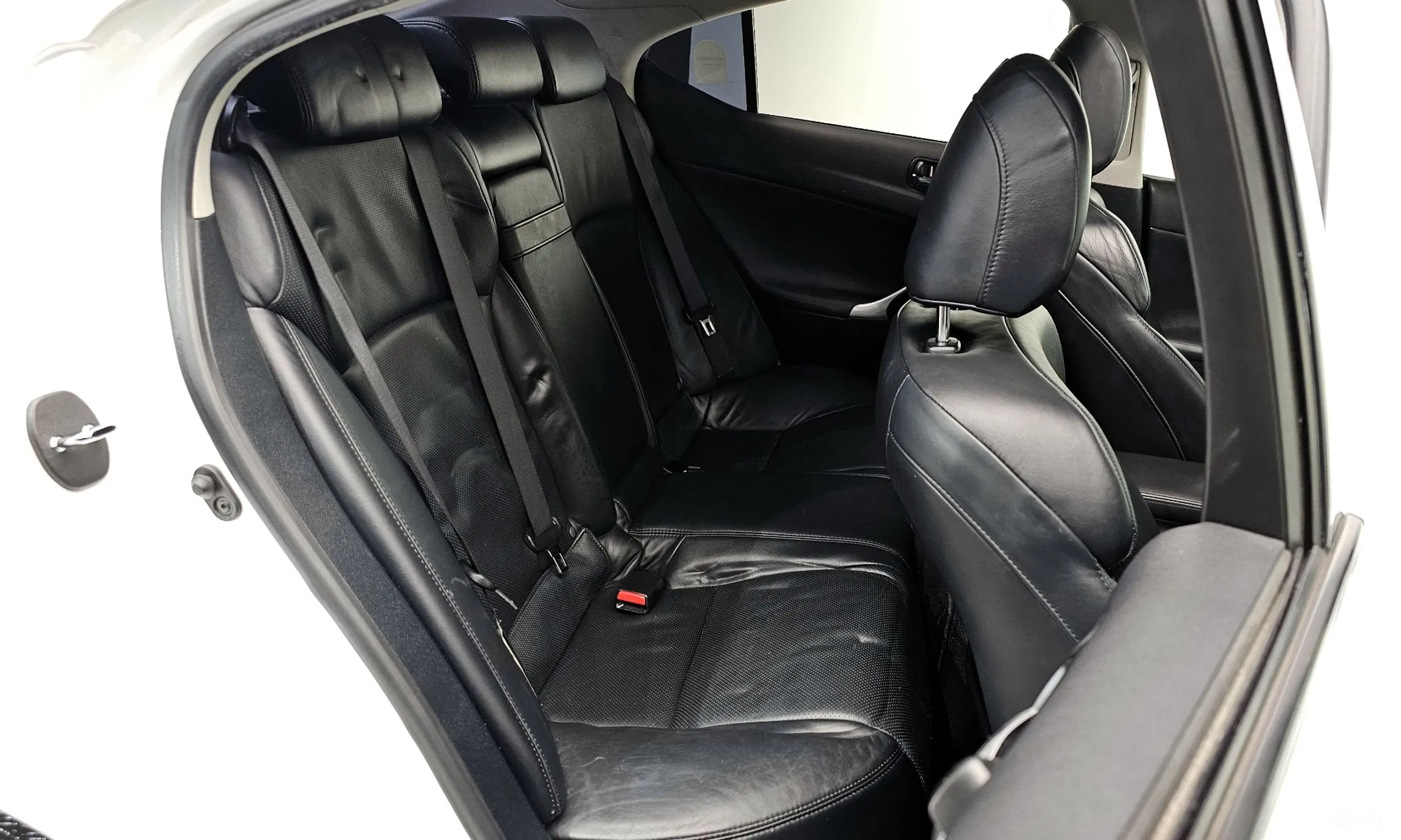 Lexus IS250 превью 12