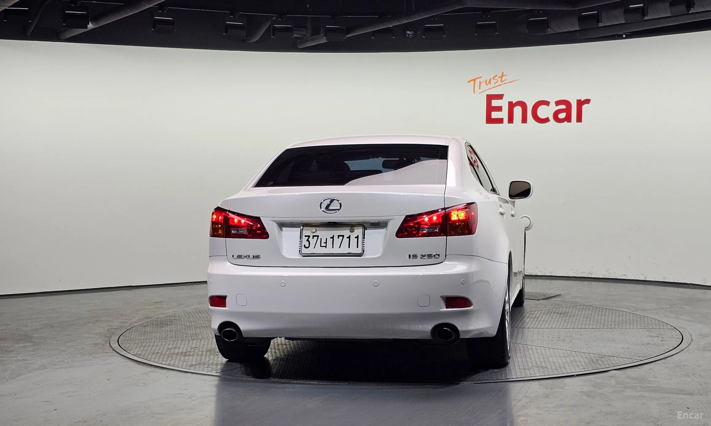 Lexus IS250 превью 4