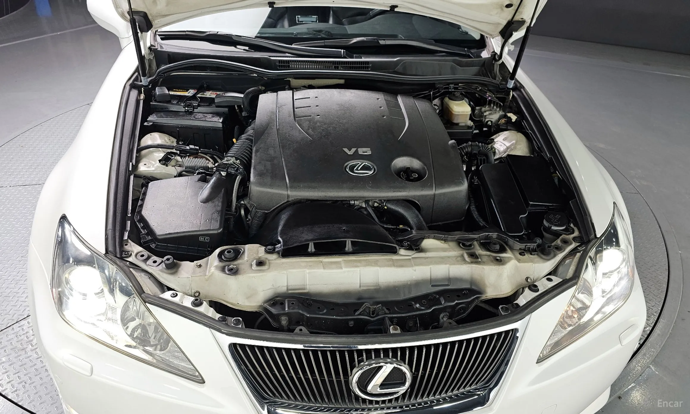 Lexus IS250 превью 6