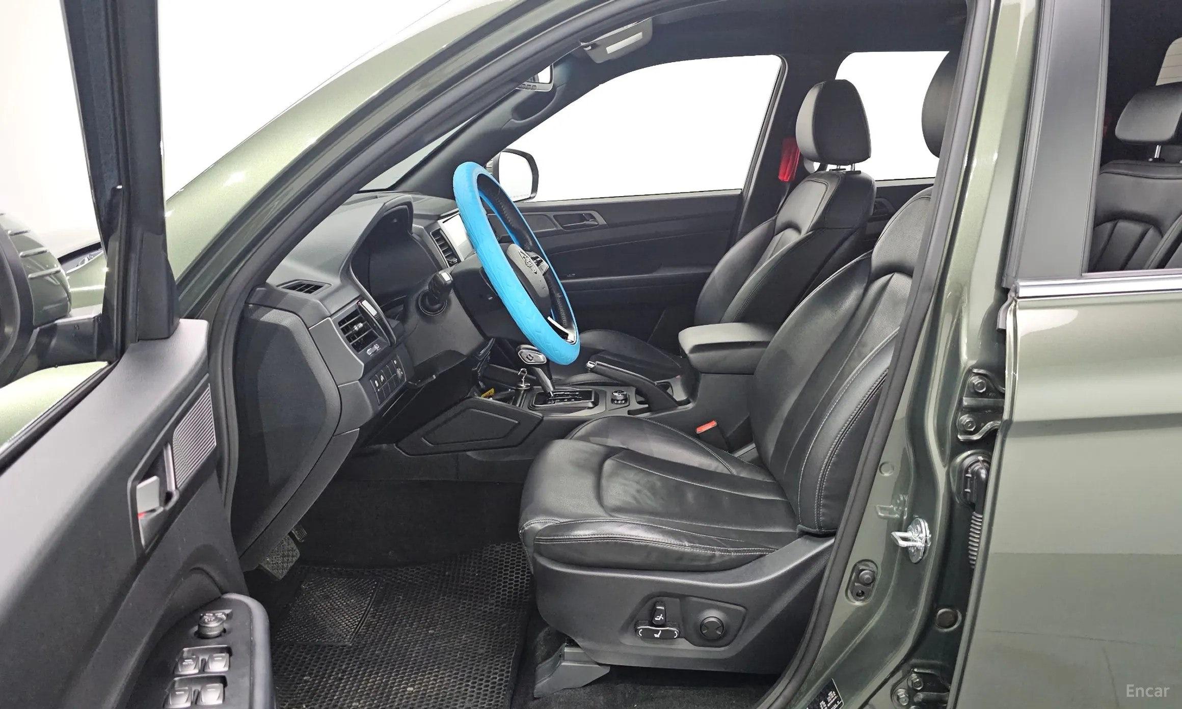 KG Mobility (SsangYong) Rexton Sports Khan превью 10