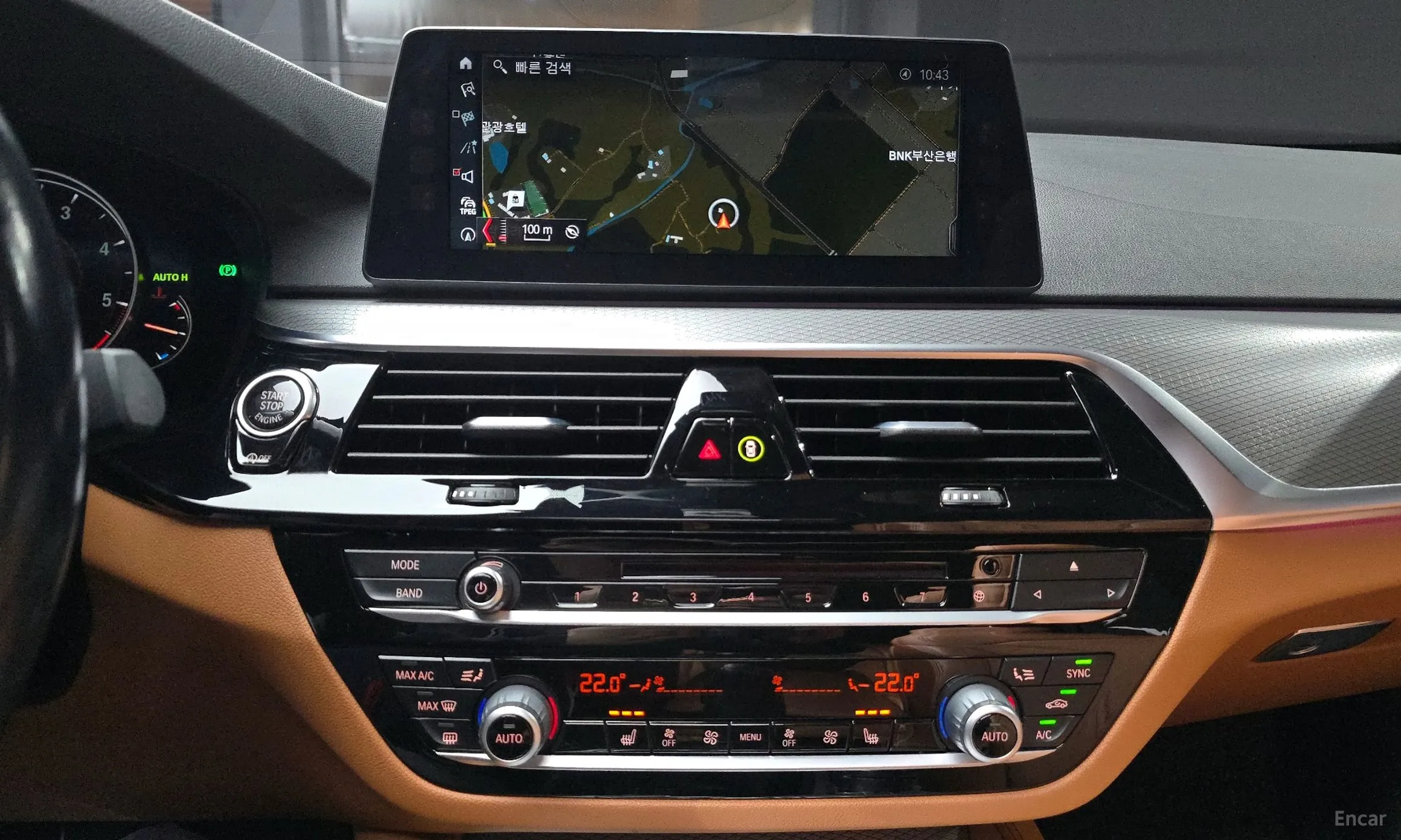 BMW 5 Series (G30) превью 16