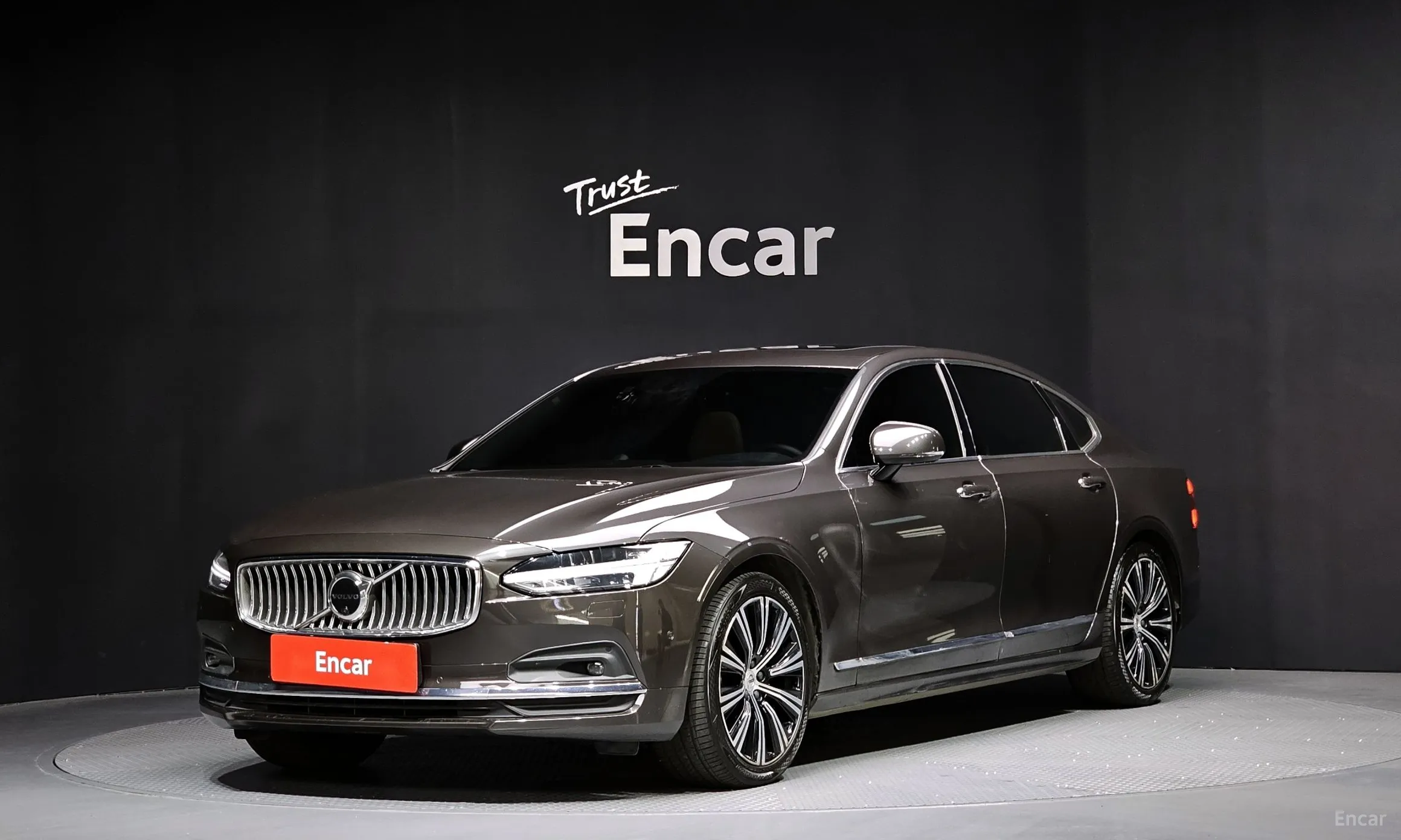 S90