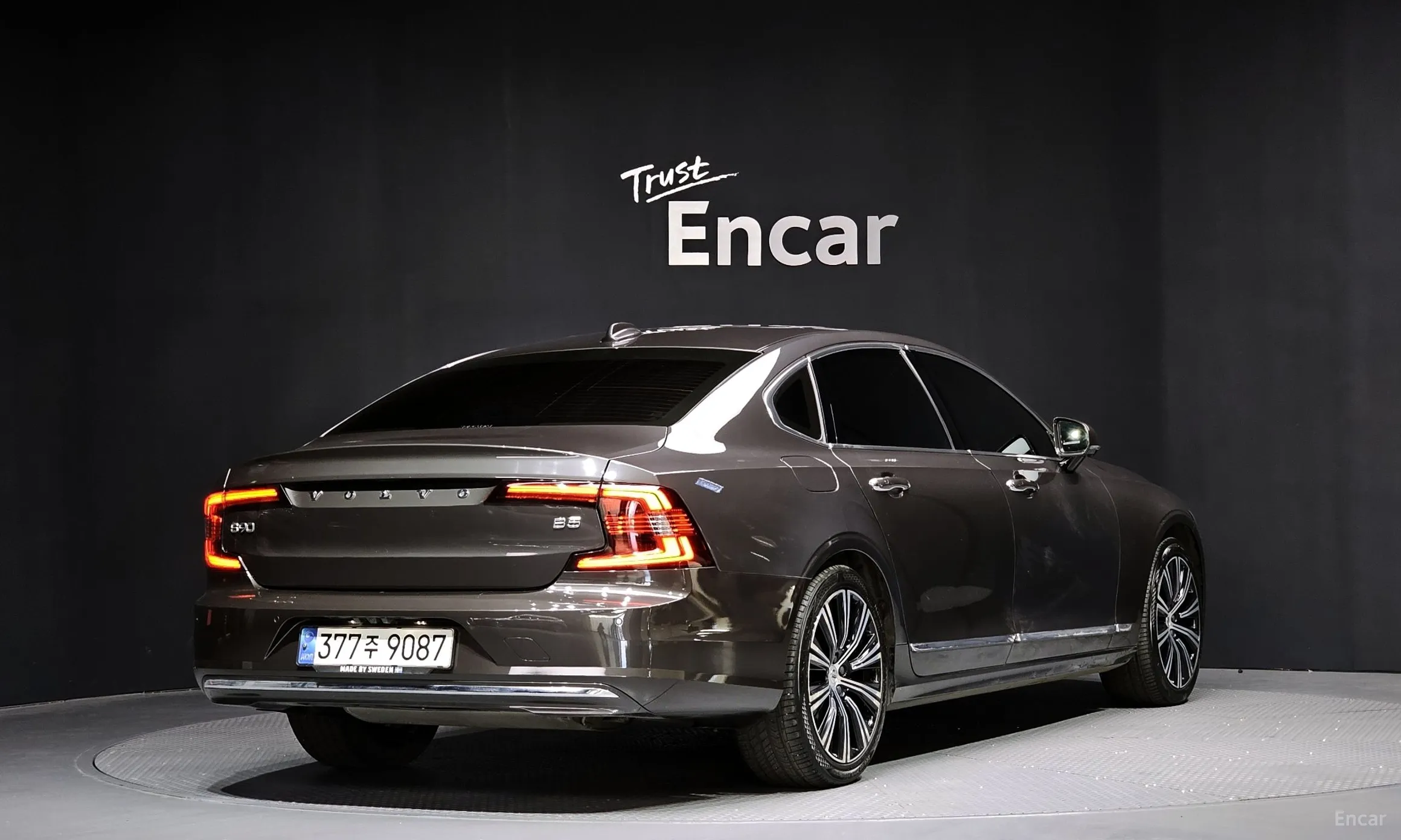 Volvo S90 превью 2