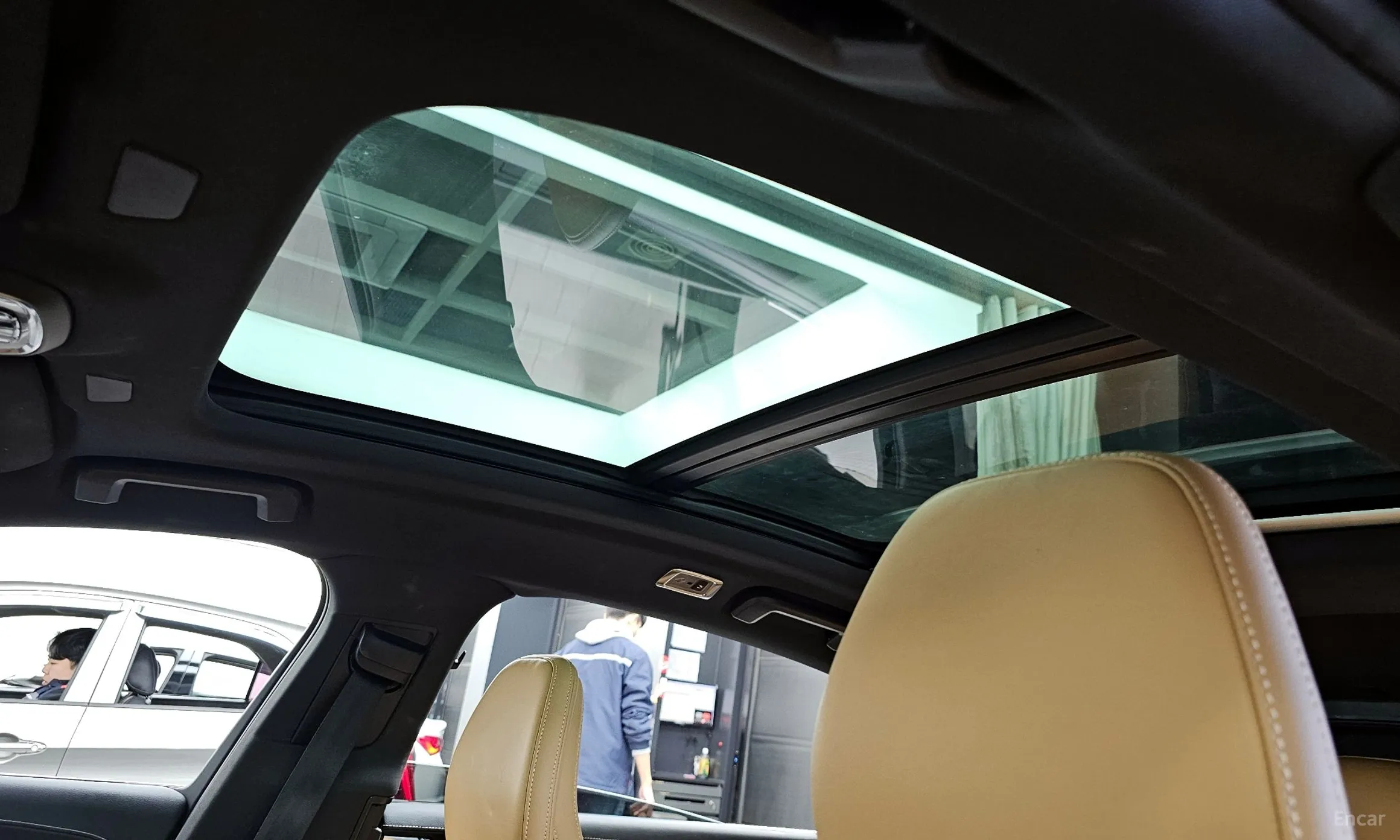 Volvo S90 превью 19