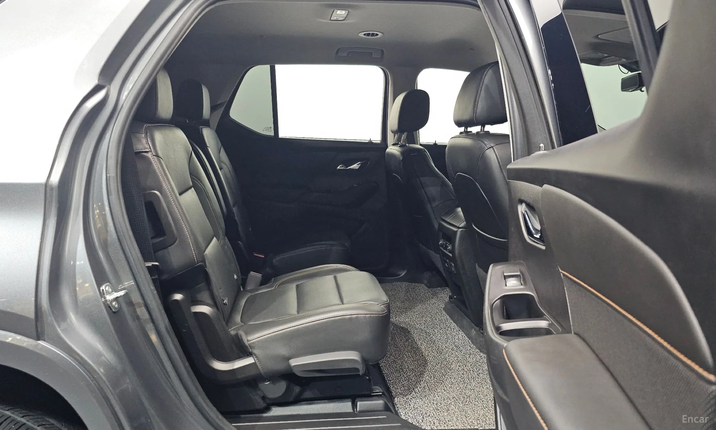 Chevrolet (GM Daewoo) Traverse превью 12