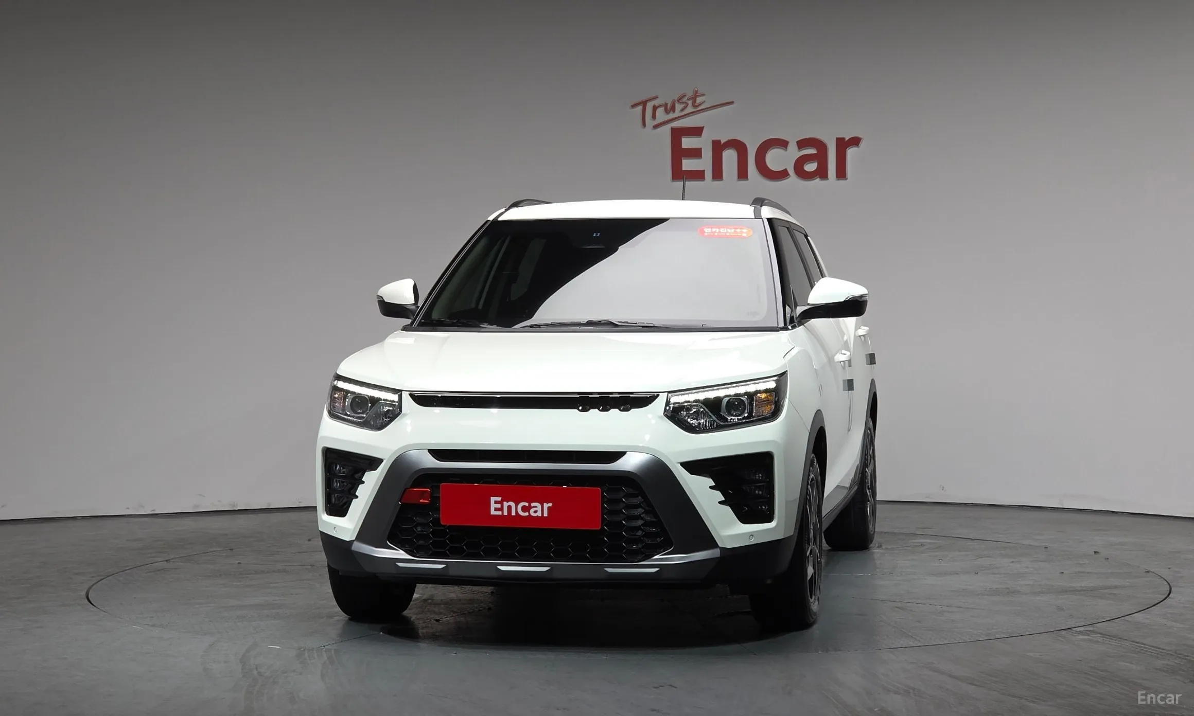 KG Mobility (SsangYong) Tivoli превью 3