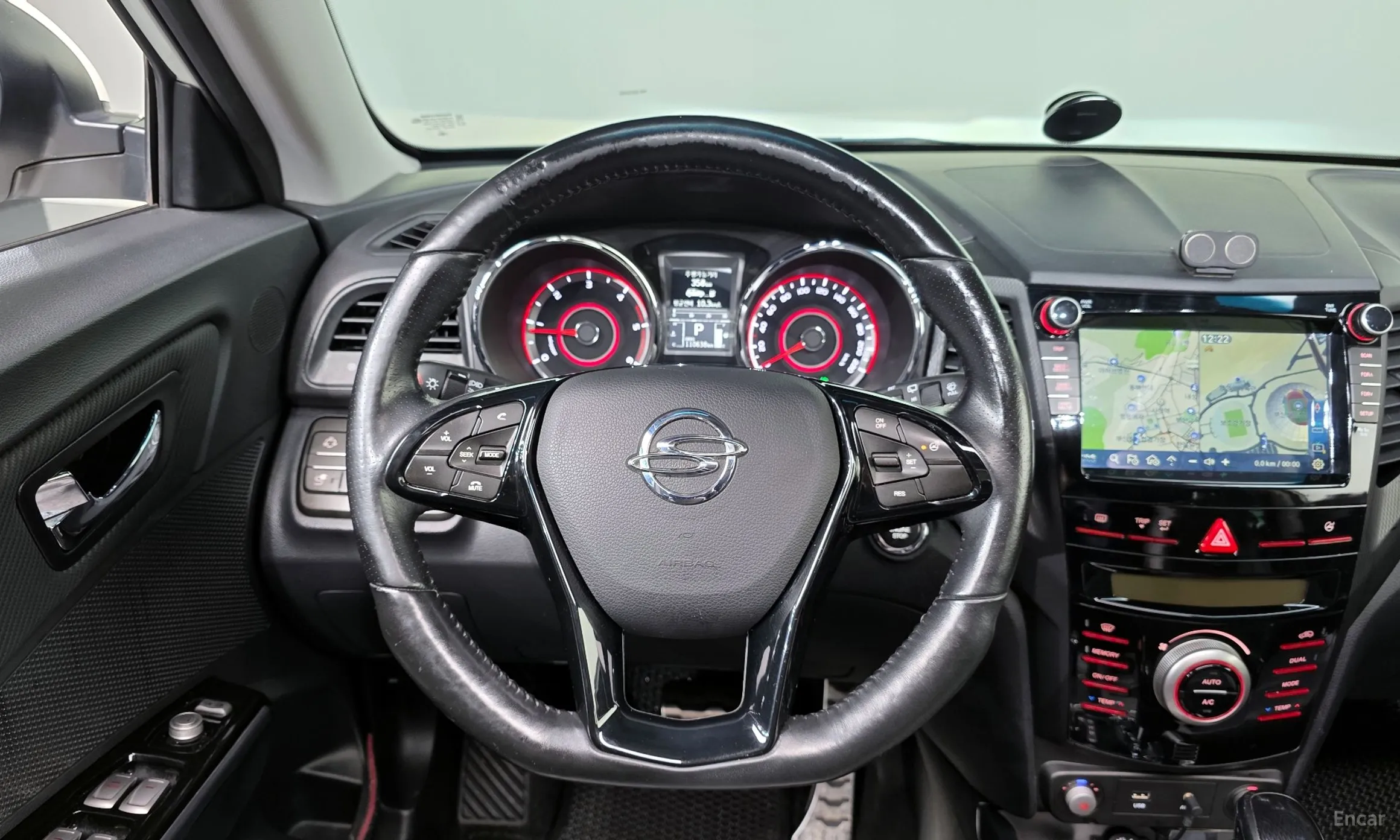 KG Mobility (SsangYong) Tivoli Air превью 14