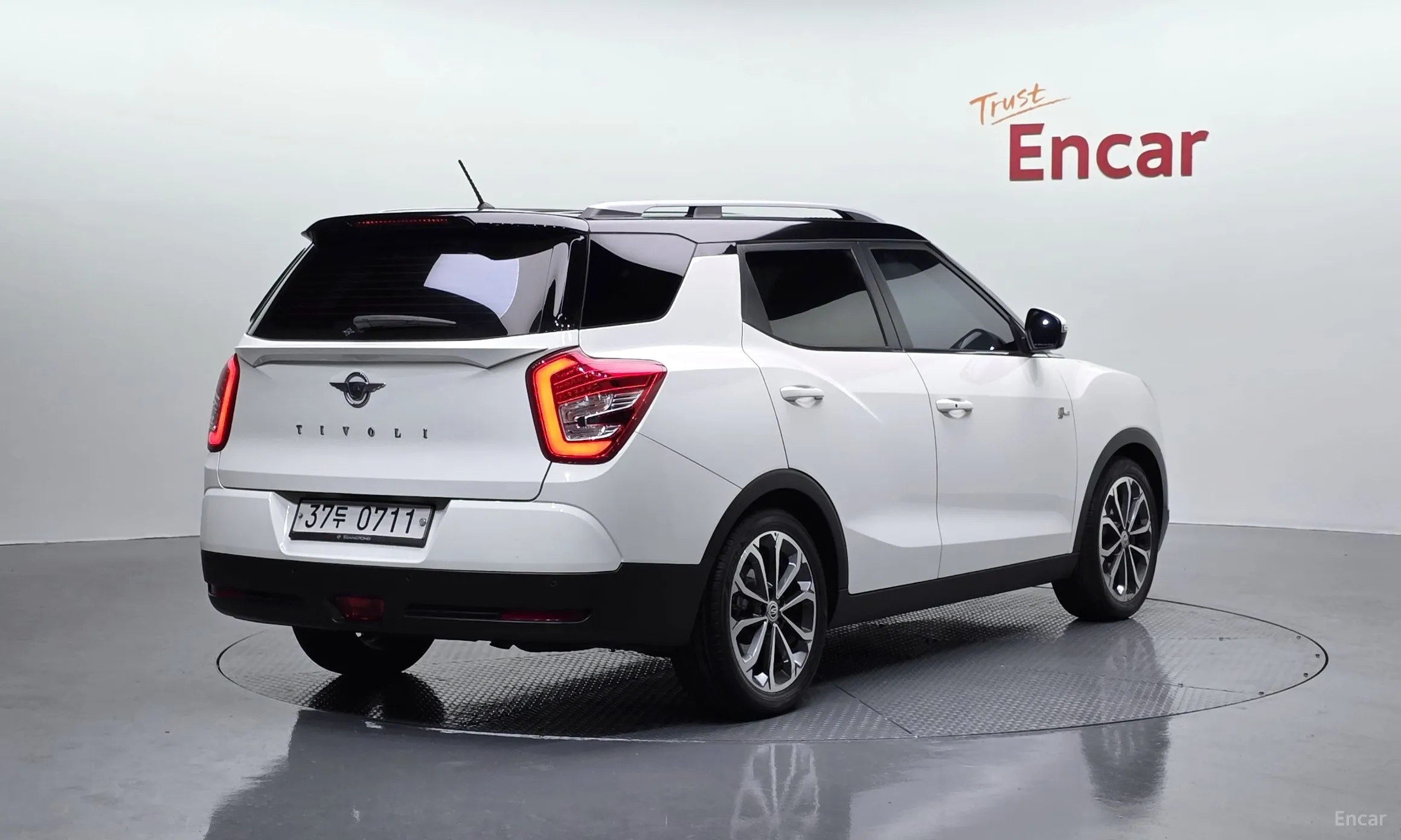KG Mobility (SsangYong) Tivoli Air превью 2