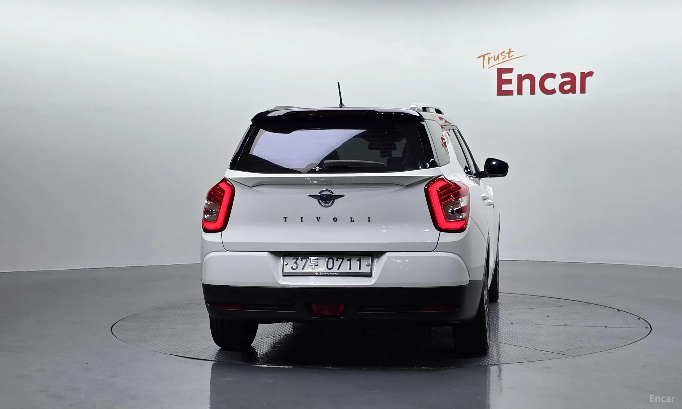 KG Mobility (SsangYong) Tivoli Air превью 4