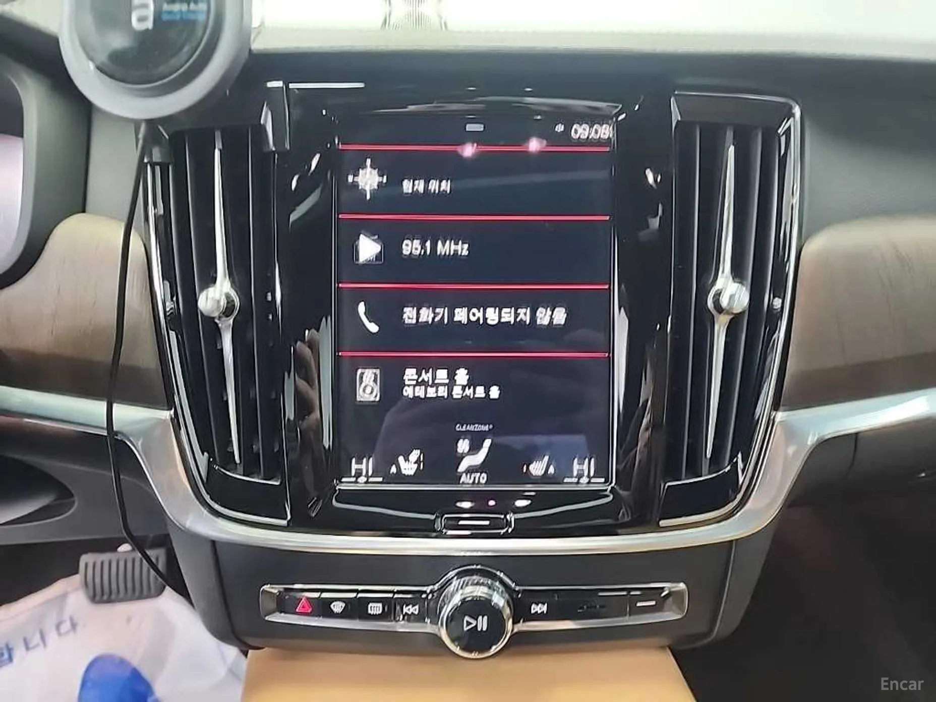 Volvo S90 превью 10