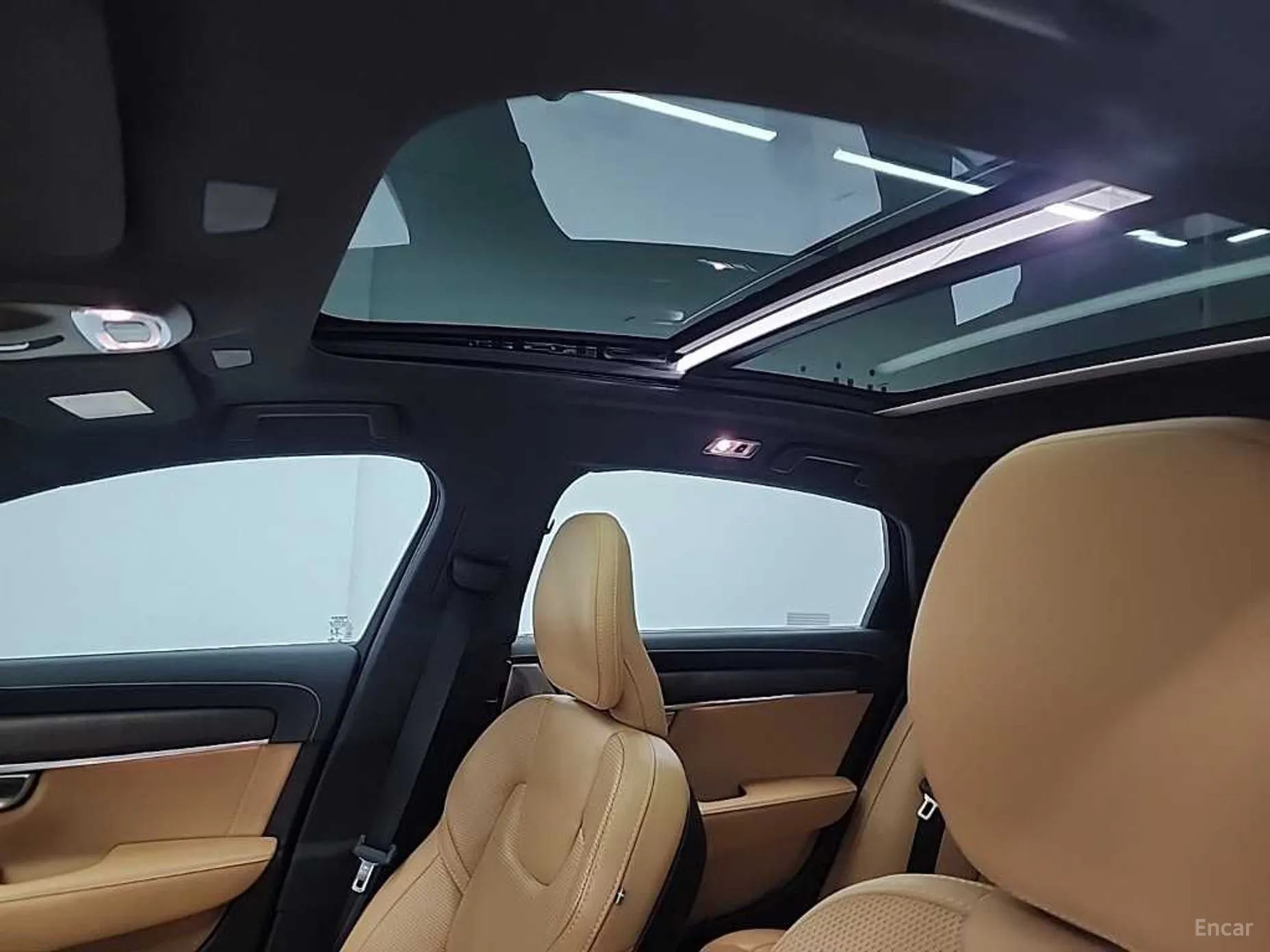 Volvo S90 превью 15