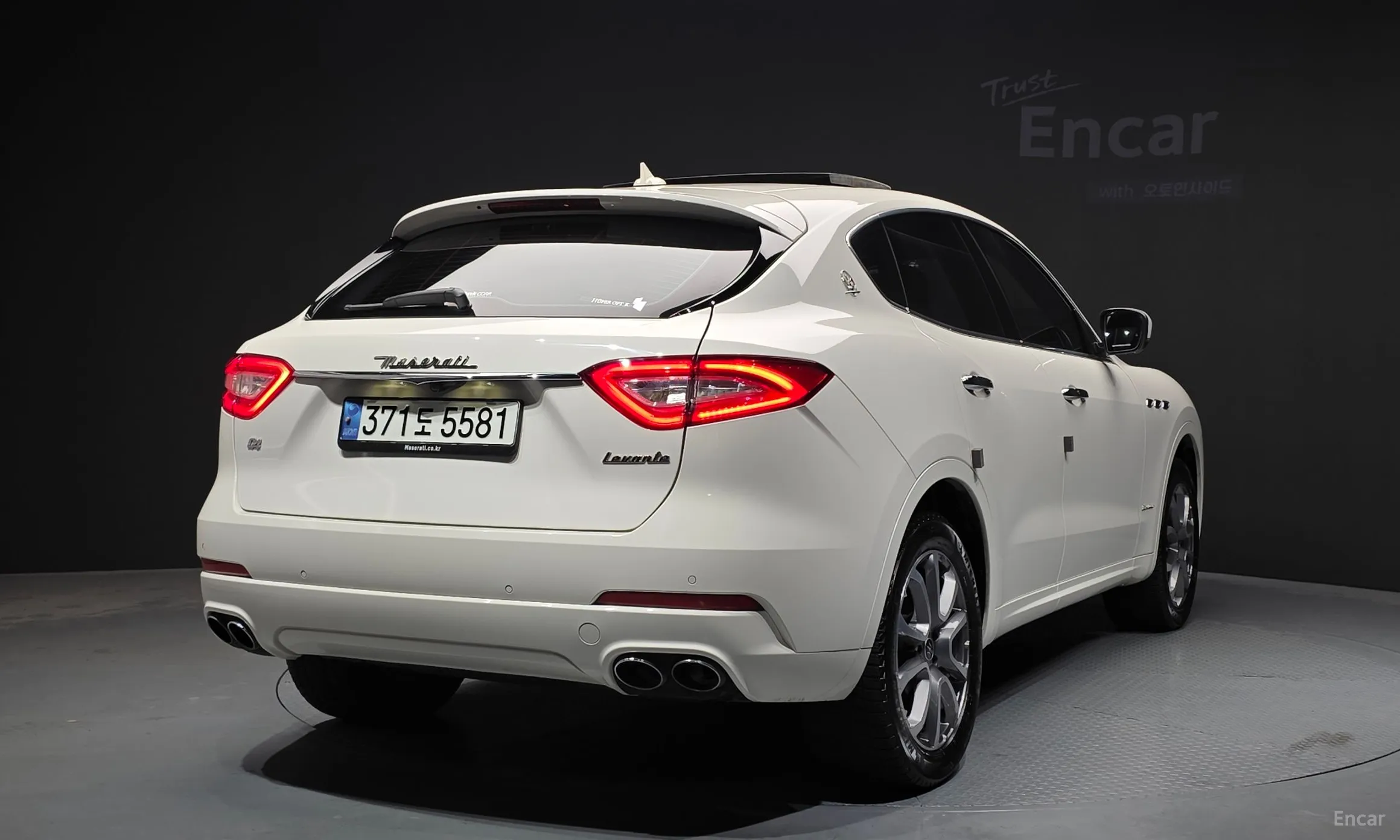 Maserati Levante превью 2