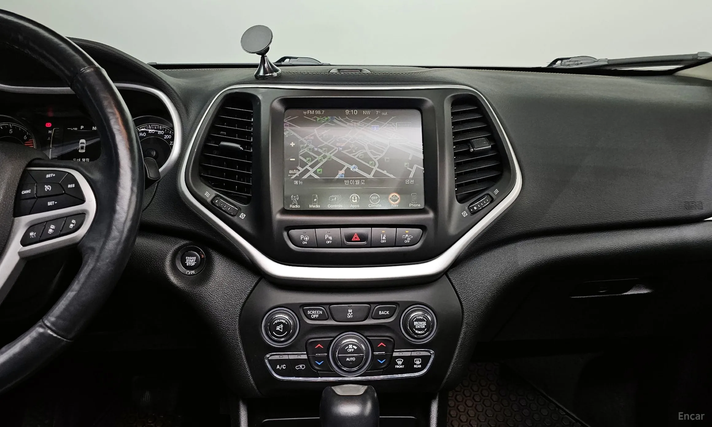 Jeep Cherokee (KL) превью 16