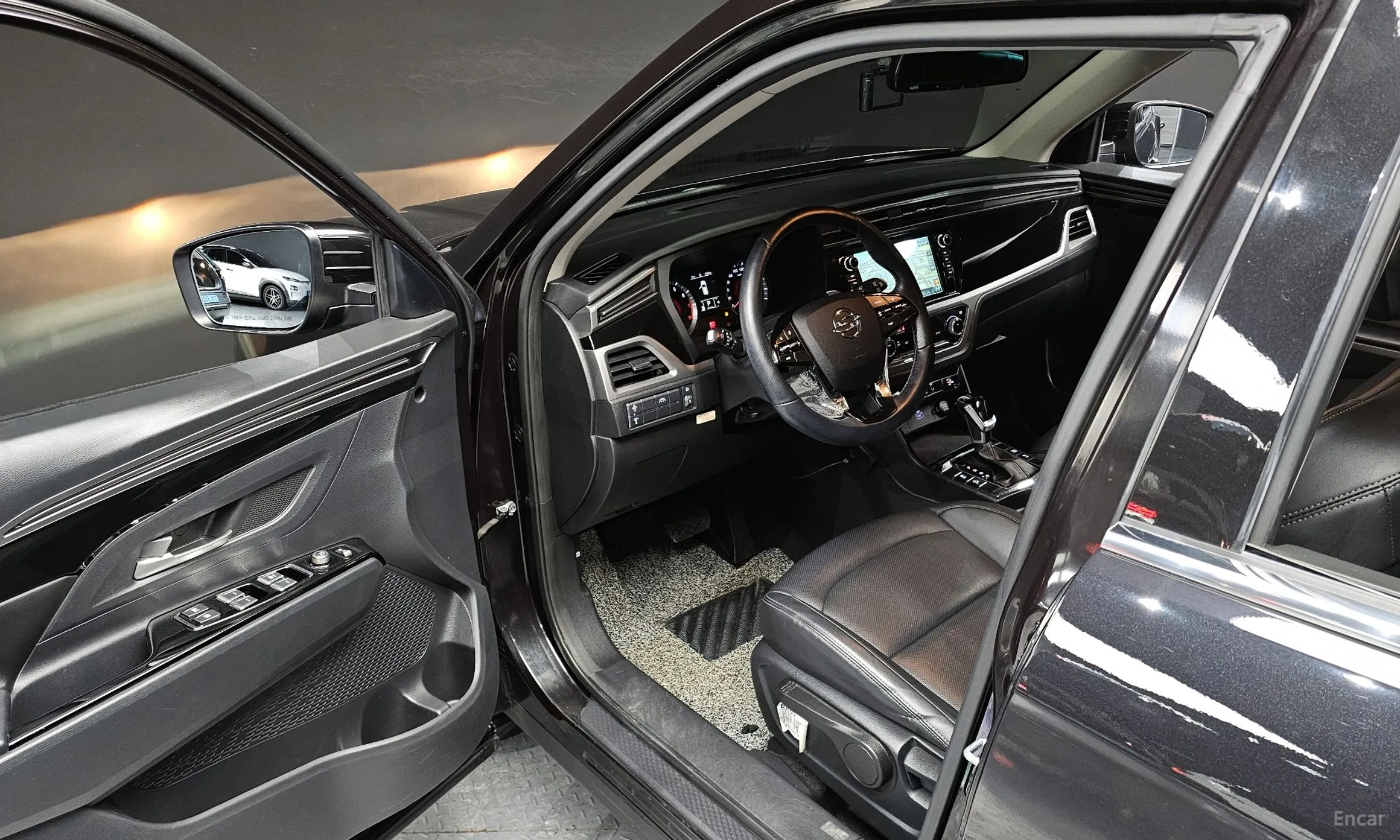 KG Mobility (SsangYong) Beautiful Korando превью 11