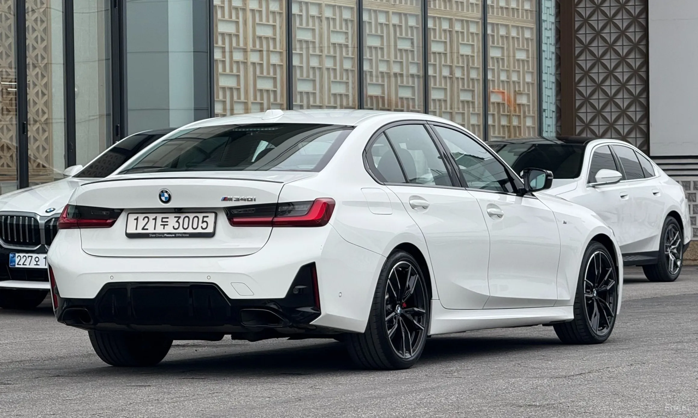 BMW 3 Series (G20) превью 2