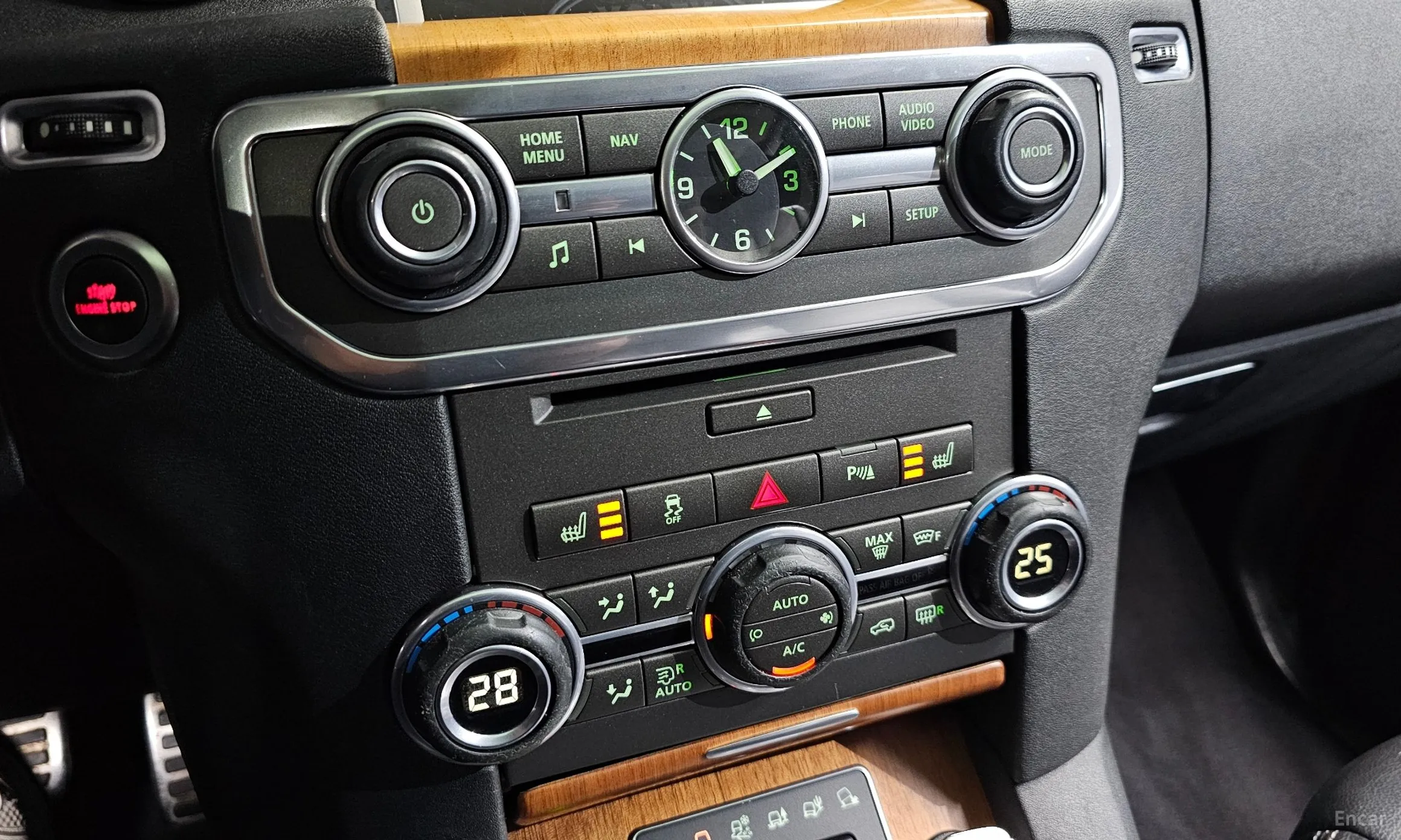 Land Rover Discovery 4 превью 17