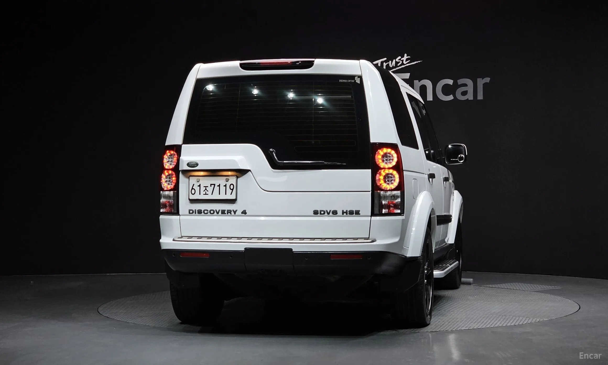 Land Rover Discovery 4 превью 4