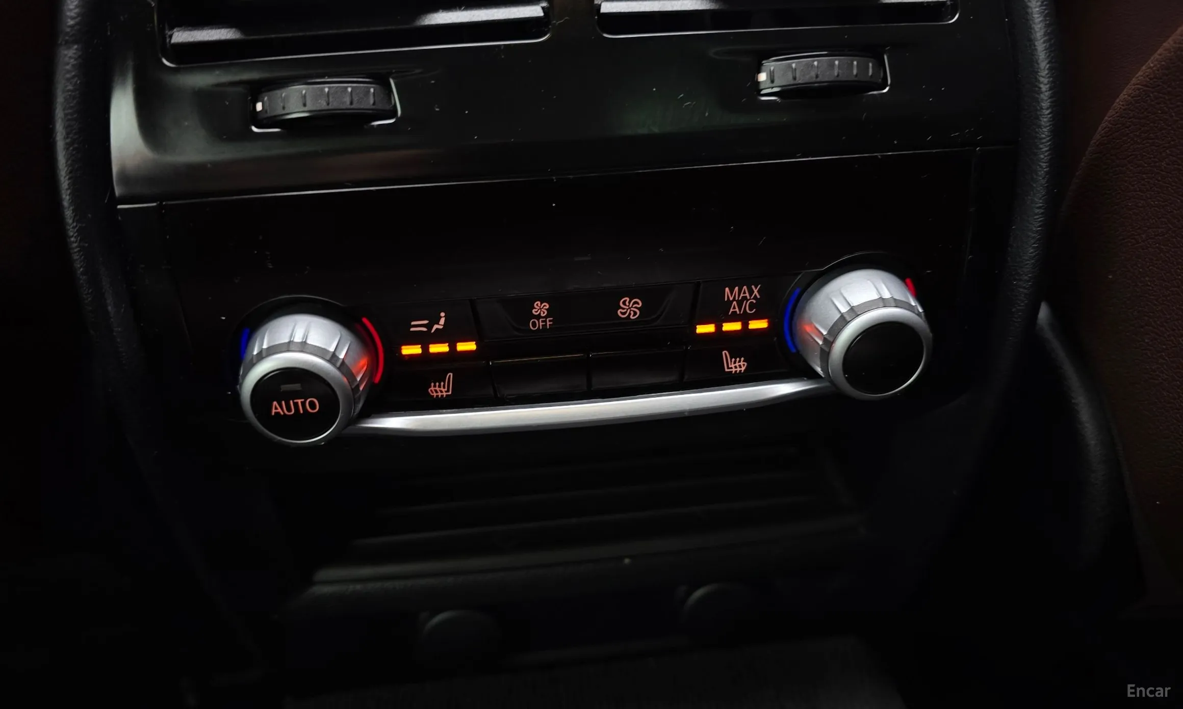 BMW 5 Series (G30) превью 17