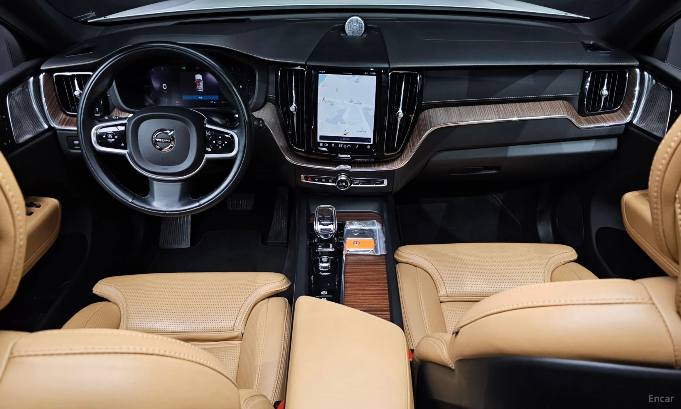 Volvo XC60 Gen 2 превью 7