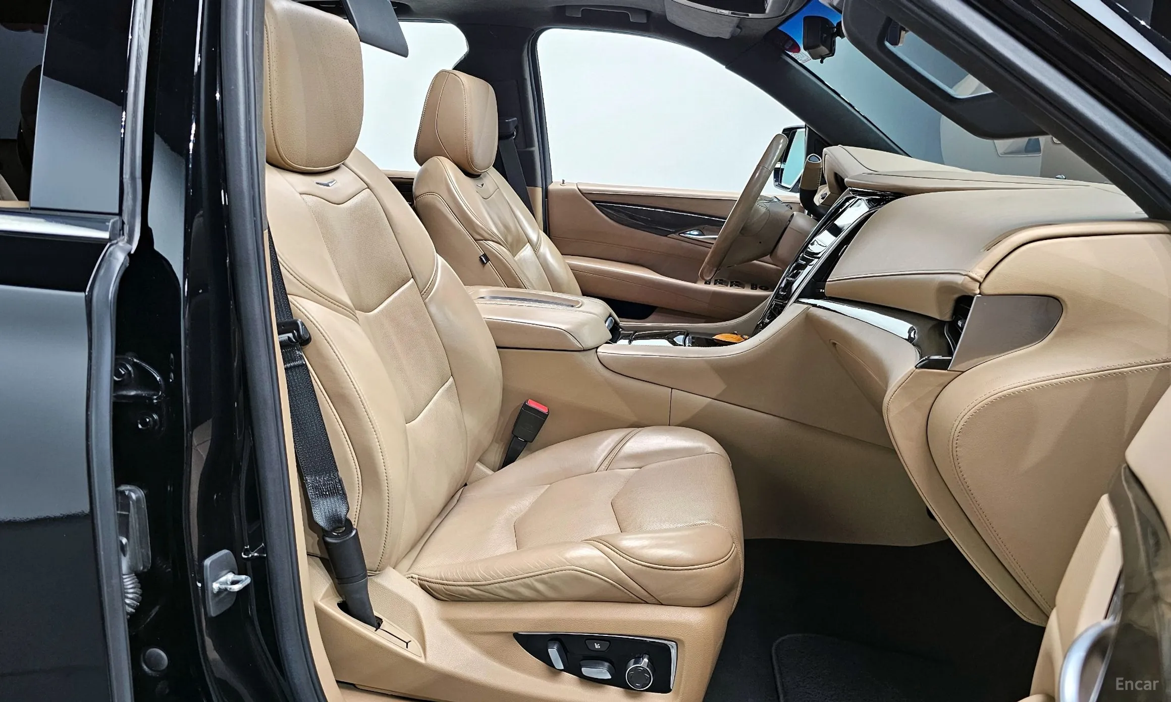 Cadillac Escalade превью 10