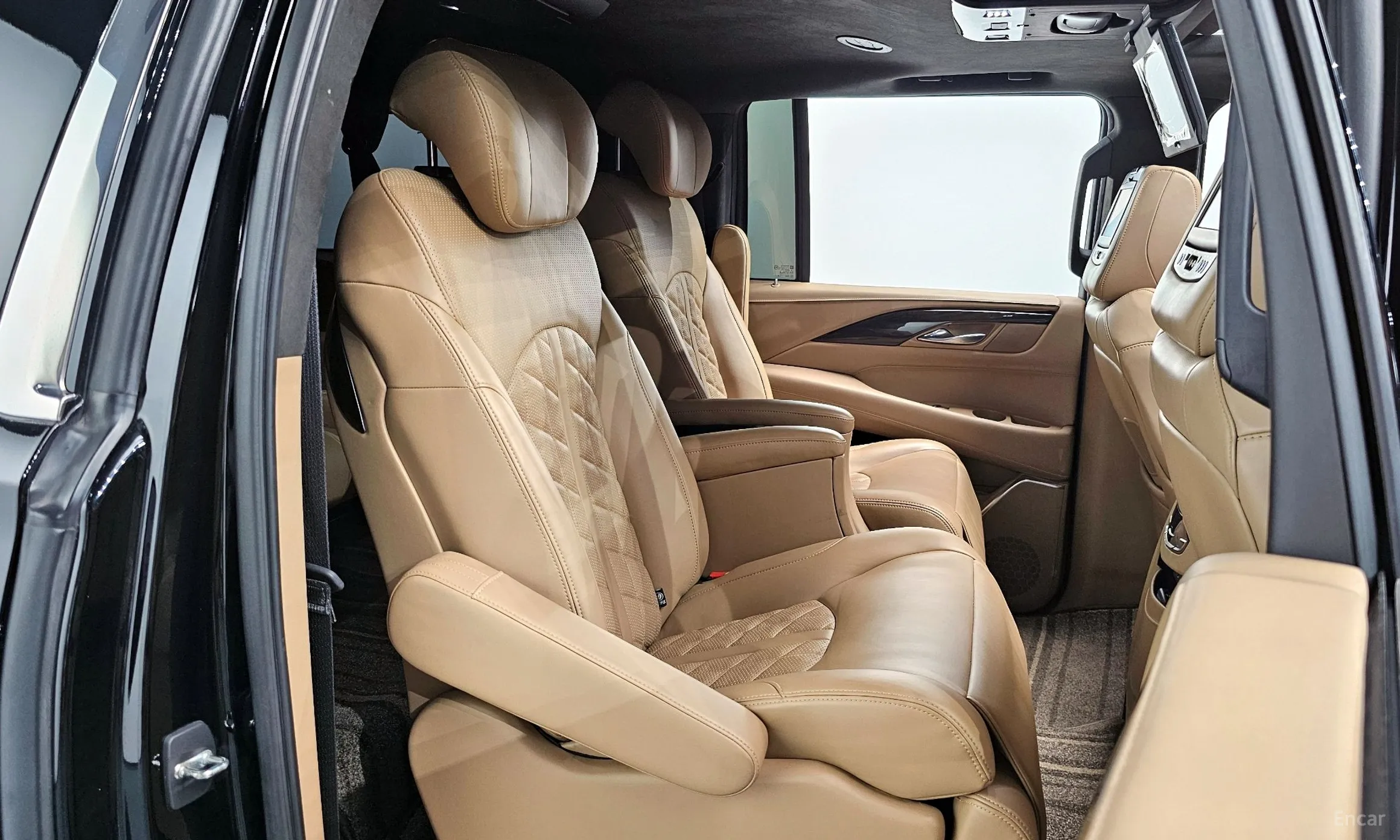 Cadillac Escalade превью 12