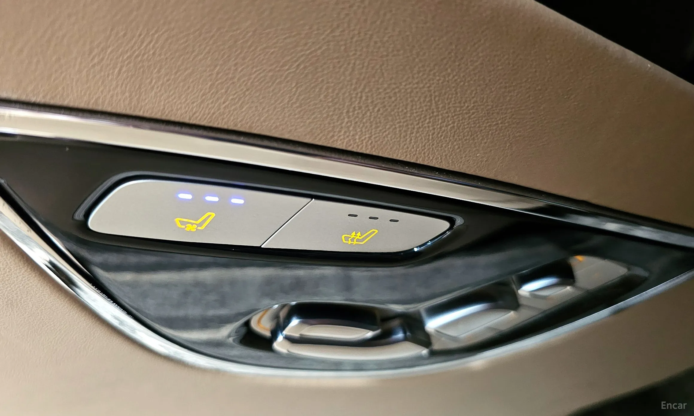Cadillac Escalade превью 17