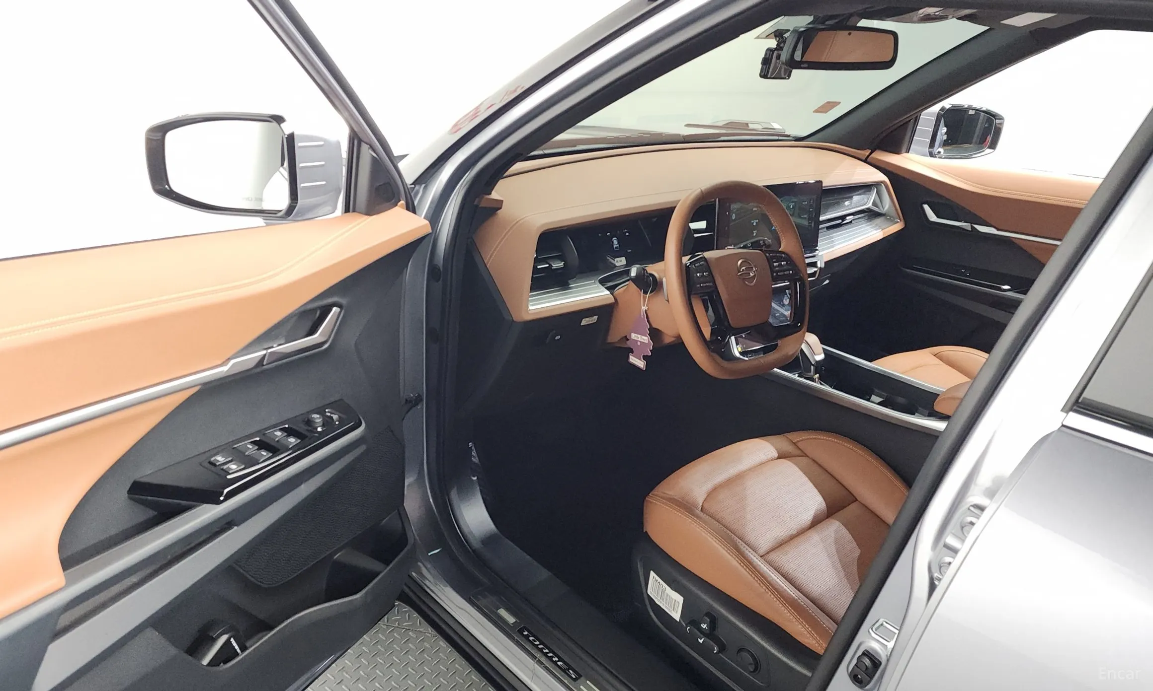KG Mobility (SsangYong) Torres превью 10