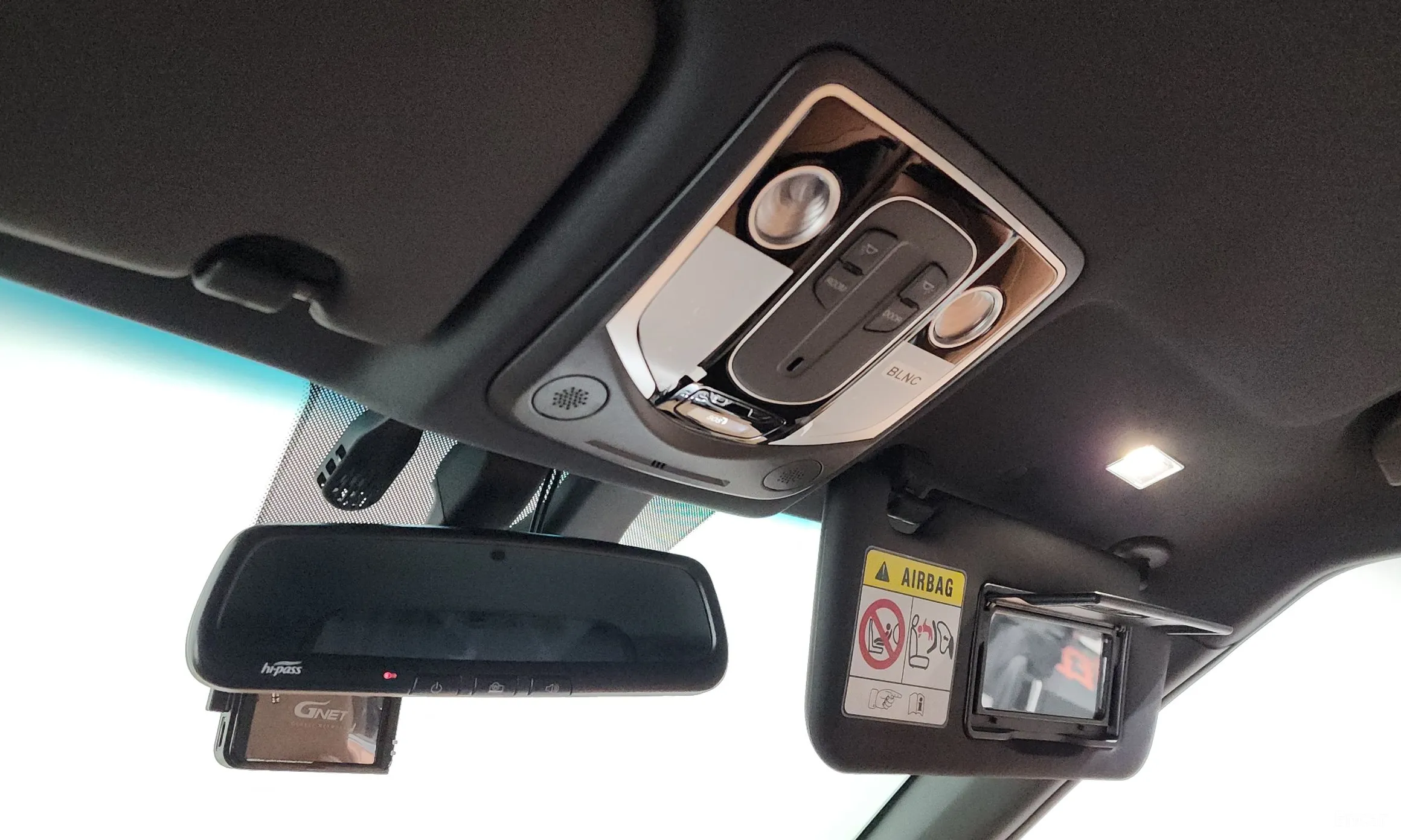 KG Mobility (SsangYong) Torres превью 18