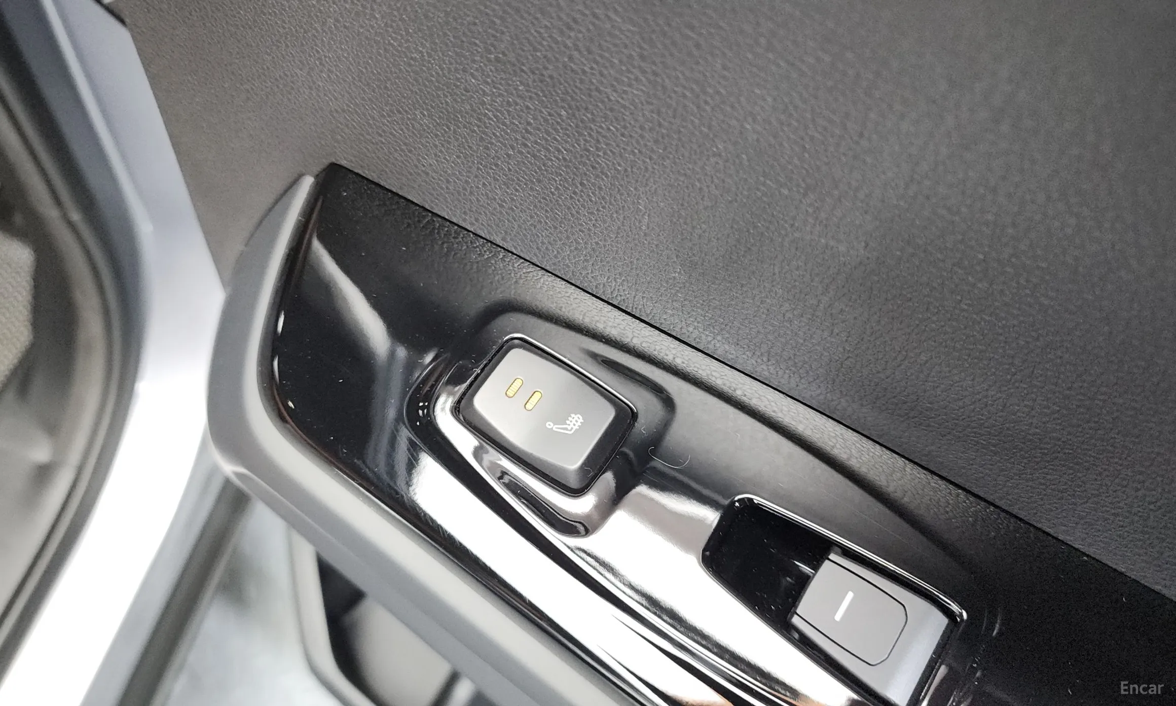 KG Mobility (SsangYong) Torres превью 19