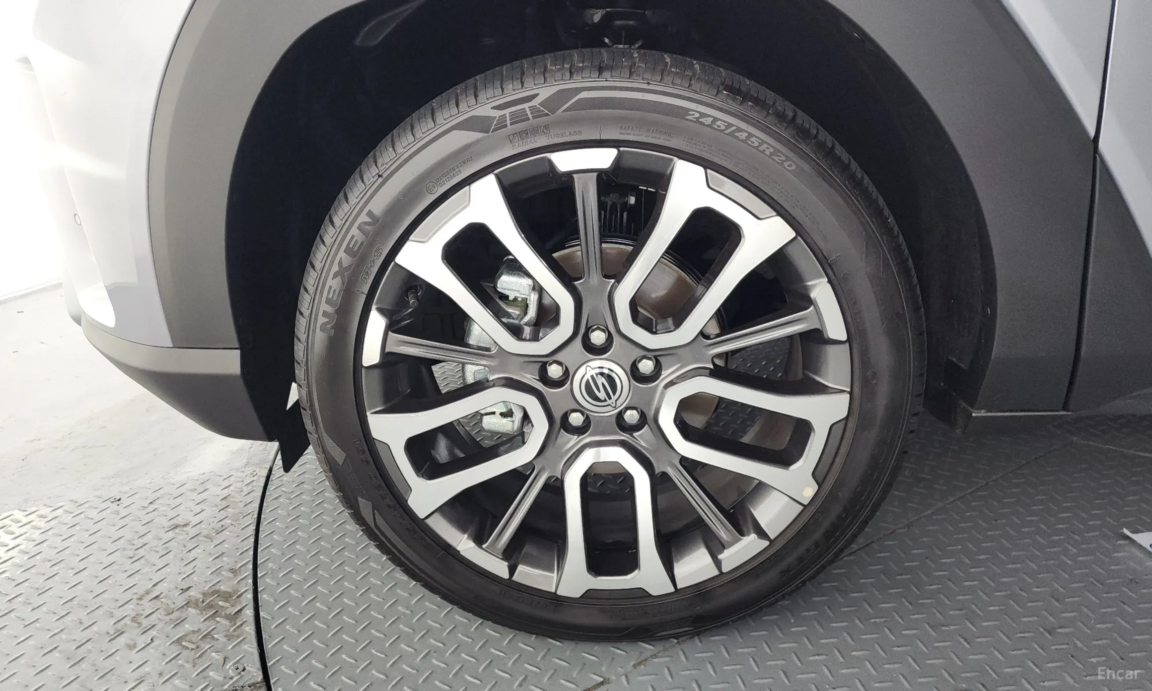 KG Mobility (SsangYong) Torres превью 5